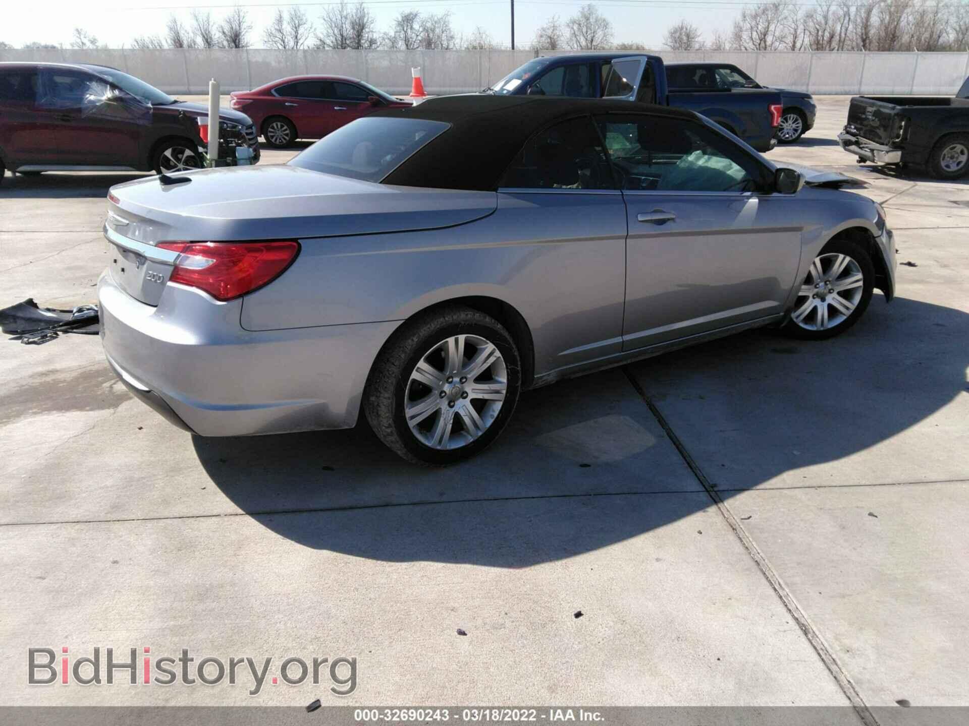 2013 CHRYSLER 200 - VIN: 1C3BCBEG7DN679506 - Фото 4