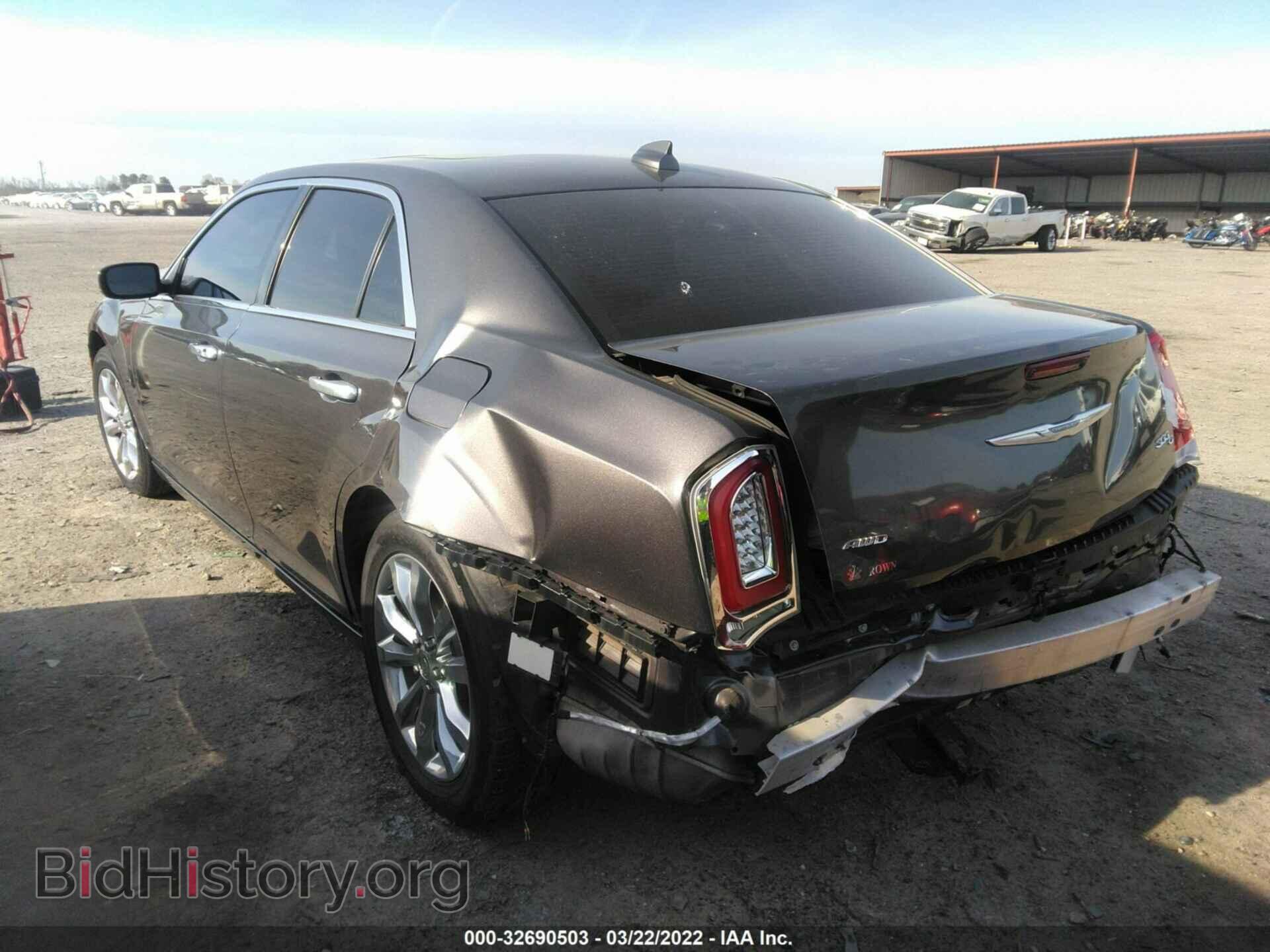 2015 CHRYSLER 300 - VIN: 2C3CCASG5FH923510 - Фото 3