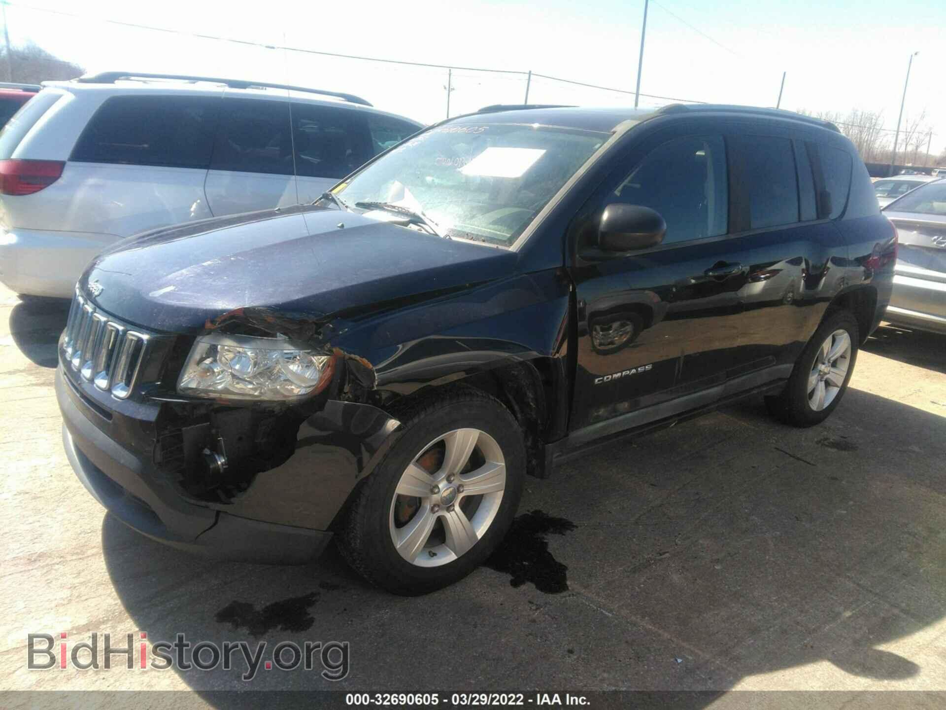2011 JEEP COMPASS - VIN: 1J4NF1FB6BD218470 - Photo 2