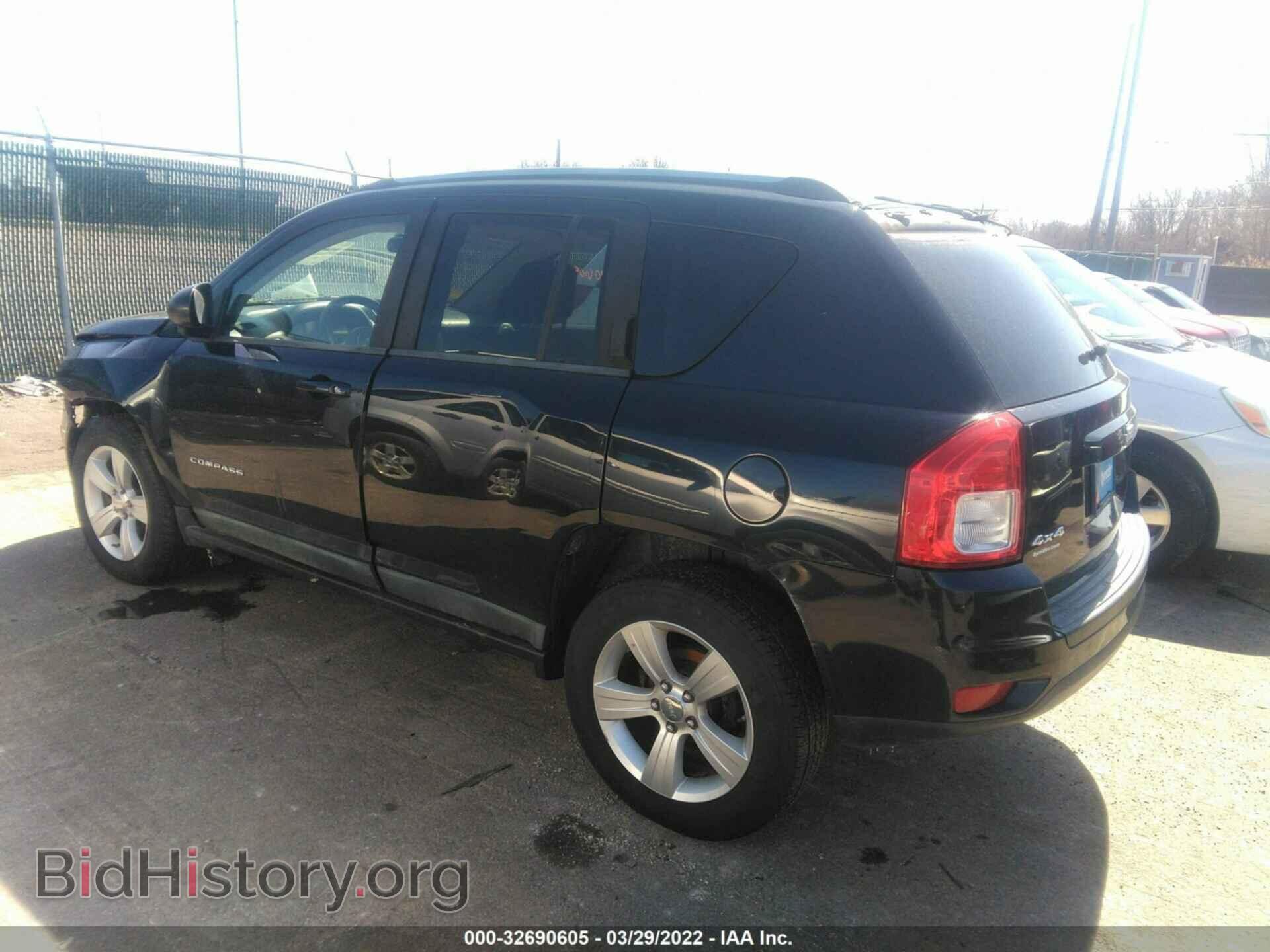 2011 JEEP COMPASS - VIN: 1J4NF1FB6BD218470 - Photo 3