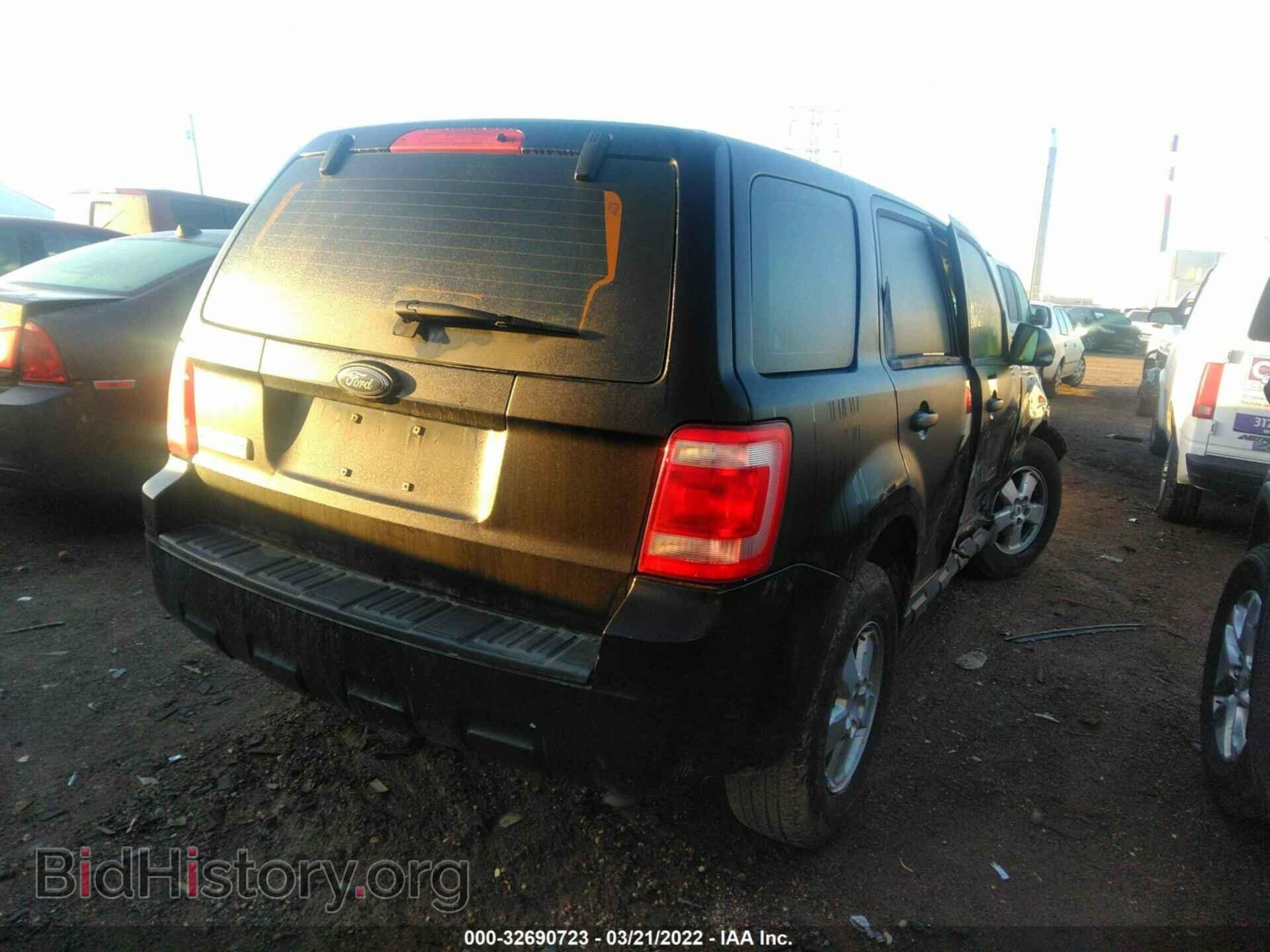 2009 FORD ESCAPE - VIN: 1FMCU02749KD04330 - Фото 4