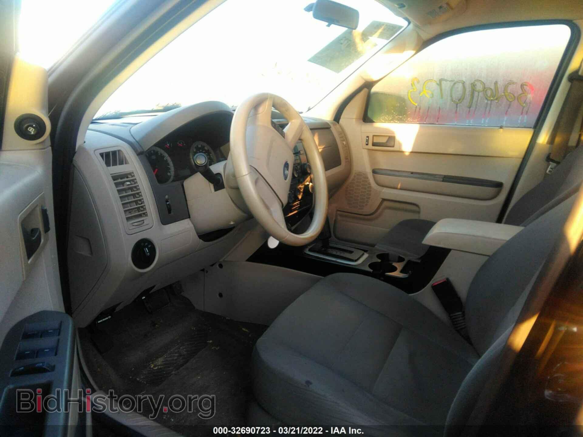 2009 FORD ESCAPE - VIN: 1FMCU02749KD04330 - Фото 5