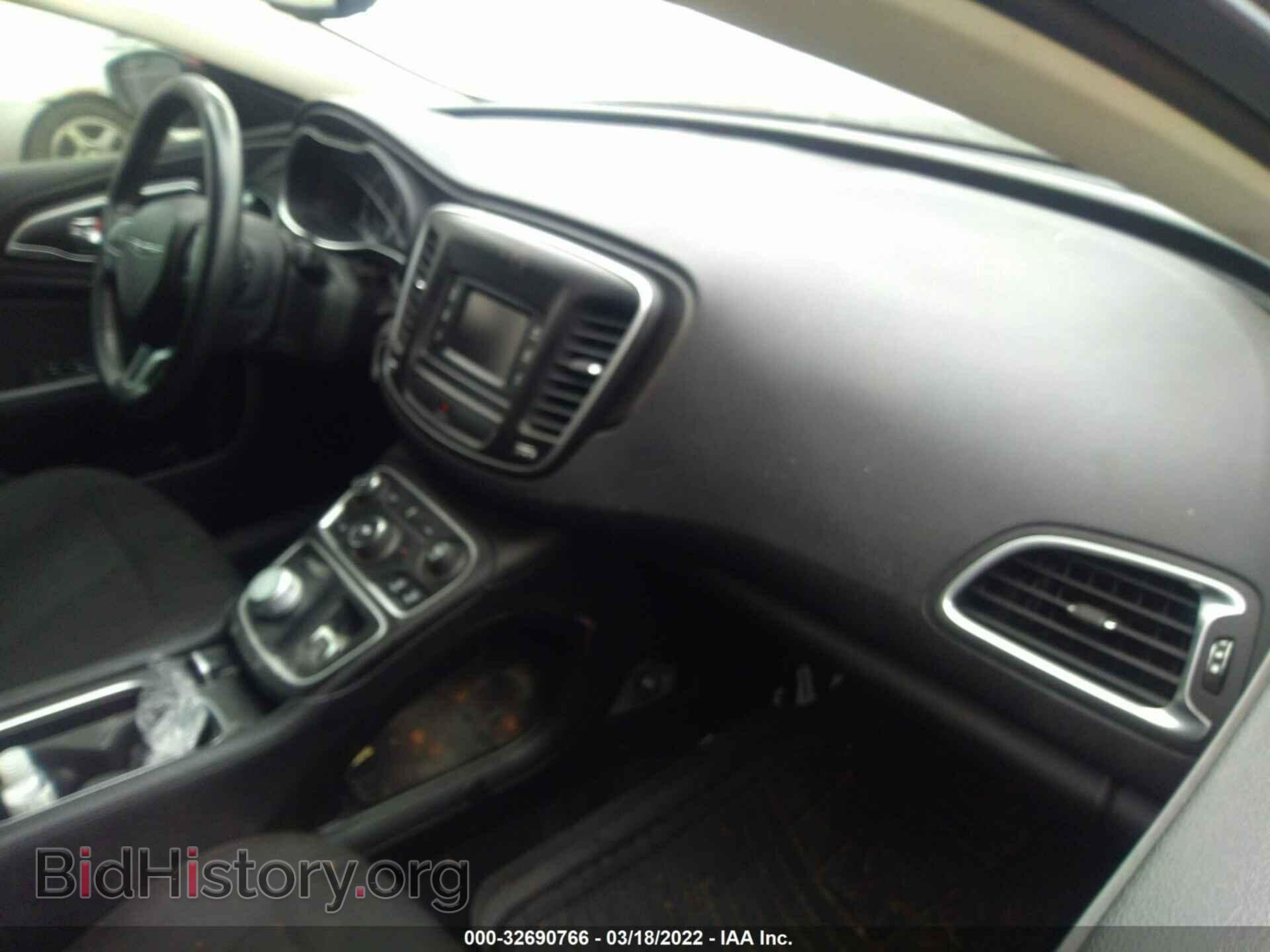 2015 CHRYSLER 200 - VIN: 1C3CCCAB1FN611676 - Фото 5