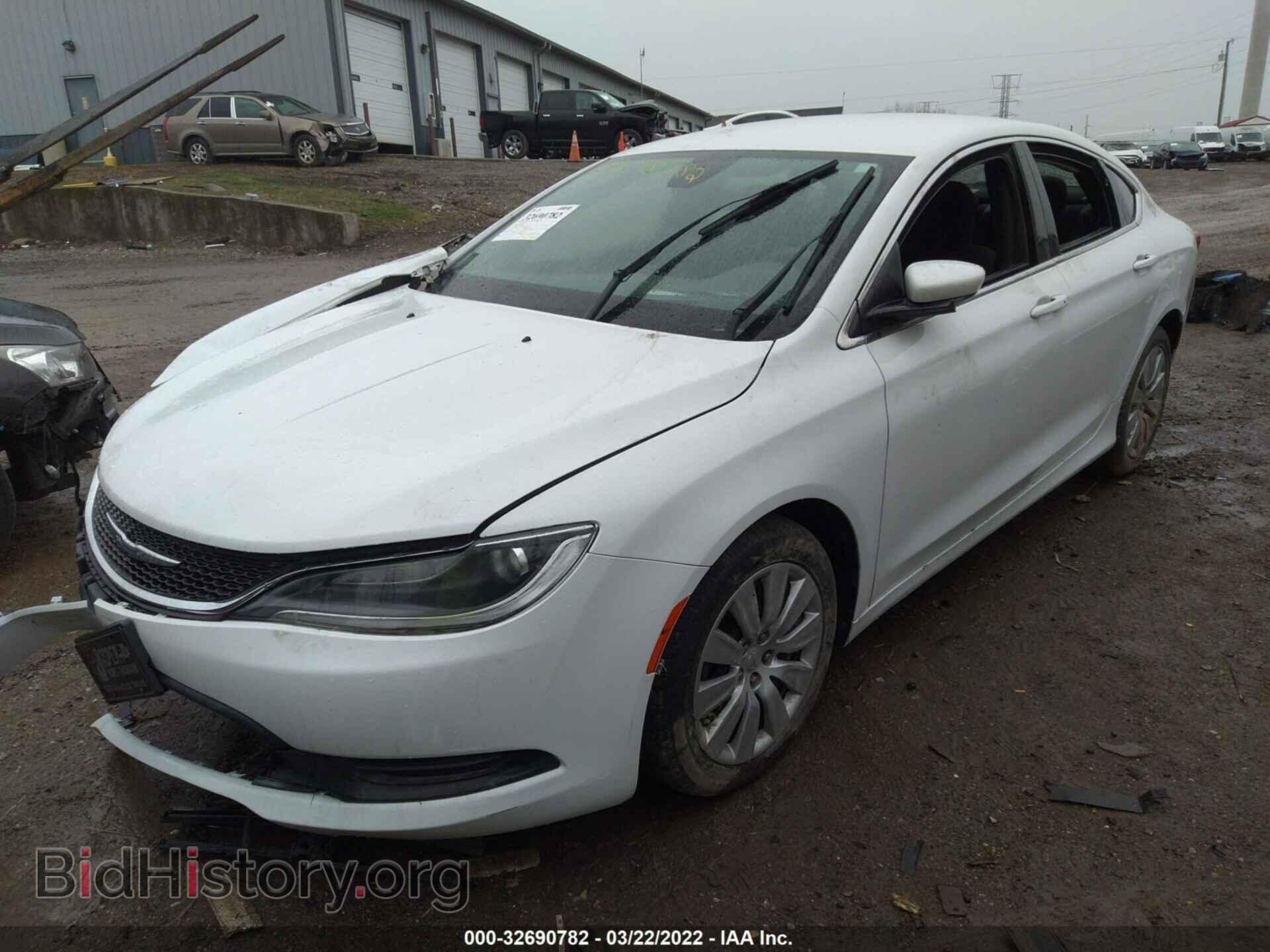 2017 CHRYSLER 200 - VIN: 1C3CCCFB5HN512208 - Фото 2