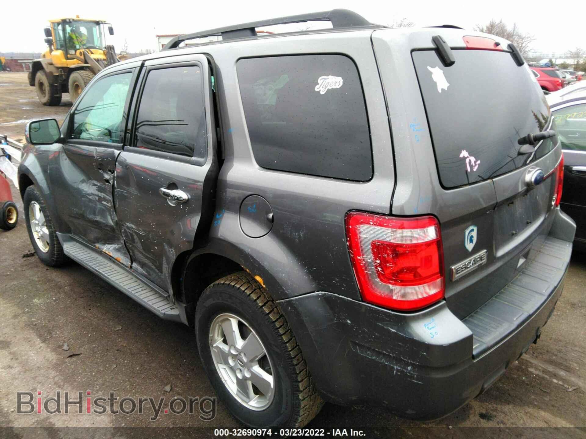 2011 FORD ESCAPE - VIN: 1FMCU0DG3BKC70657 - Фото 3