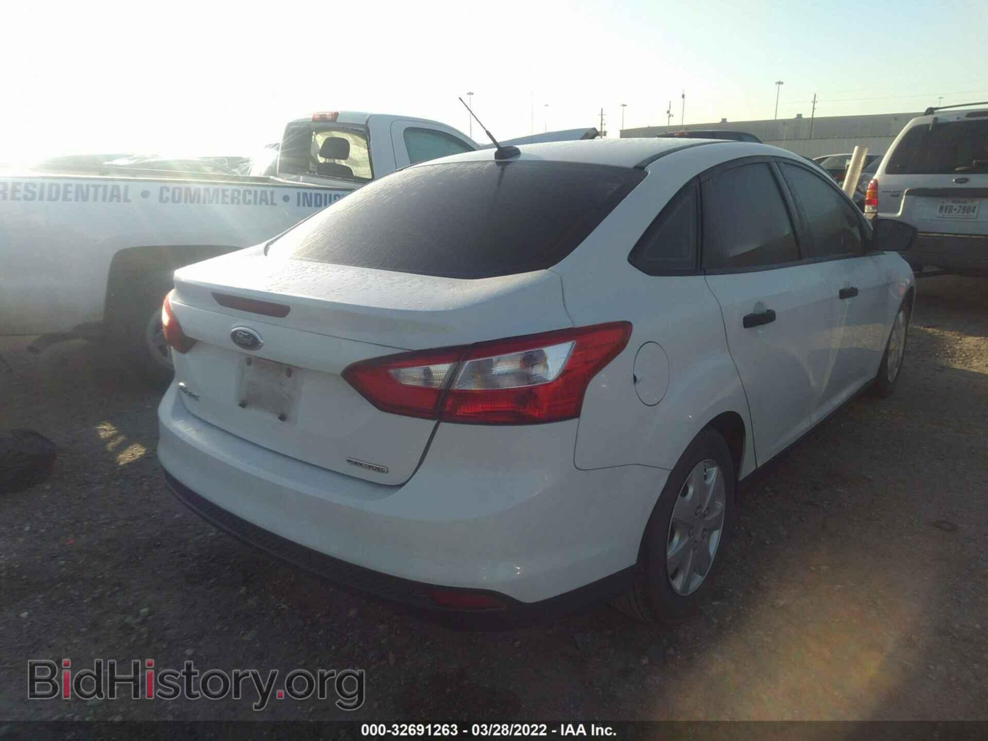 2013 FORD FOCUS - VIN: 1FADP3E24DL144587 - Фото 4