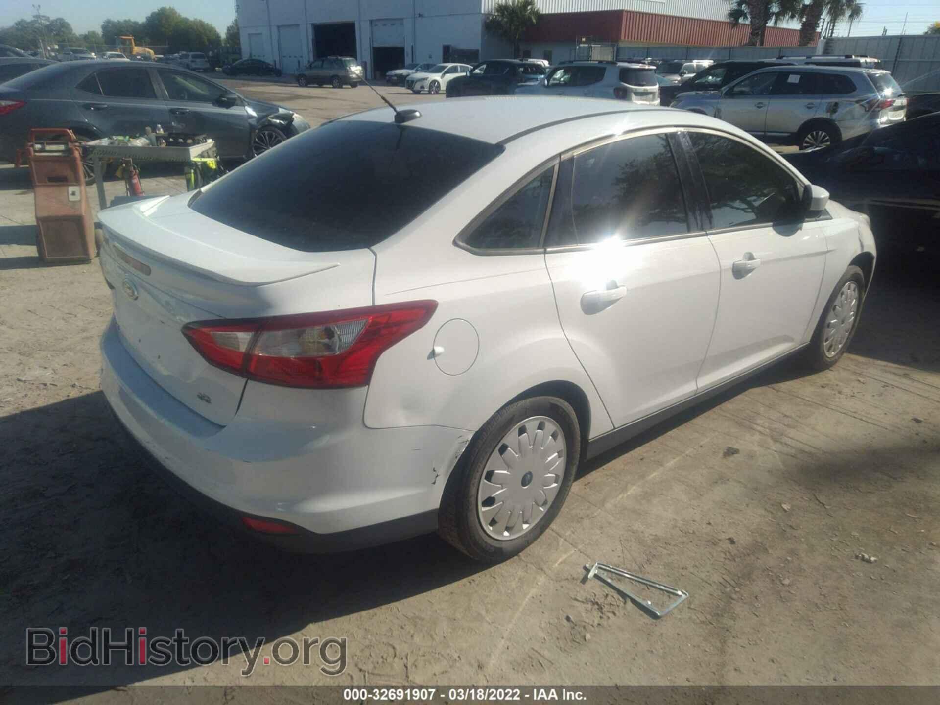 2012 FORD FOCUS - VIN: 1FAHP3F20CL214729 - Photo 4