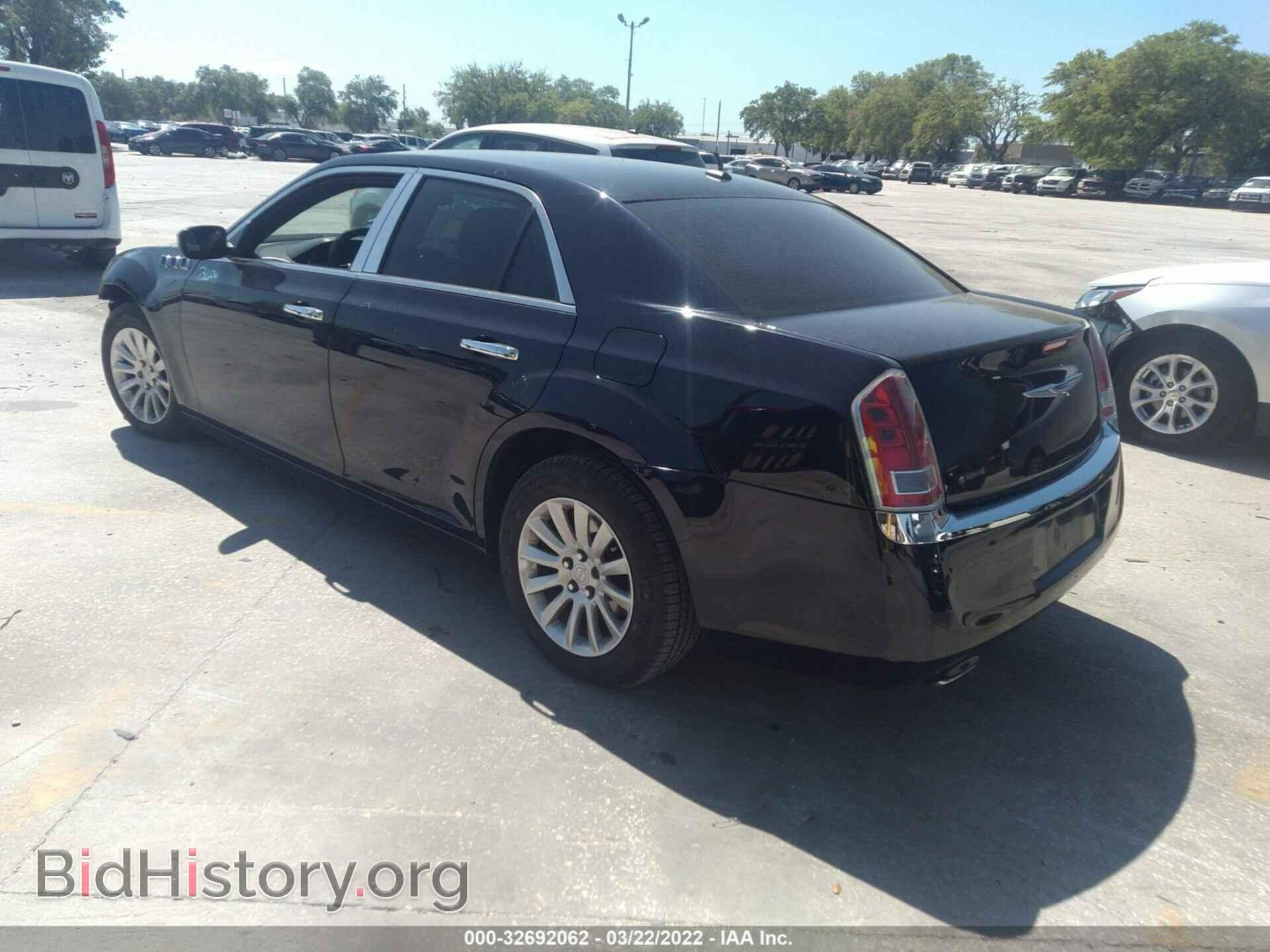 2012 CHRYSLER 300 - VIN: 2C3CCAAG7CH188560 - Photo 3