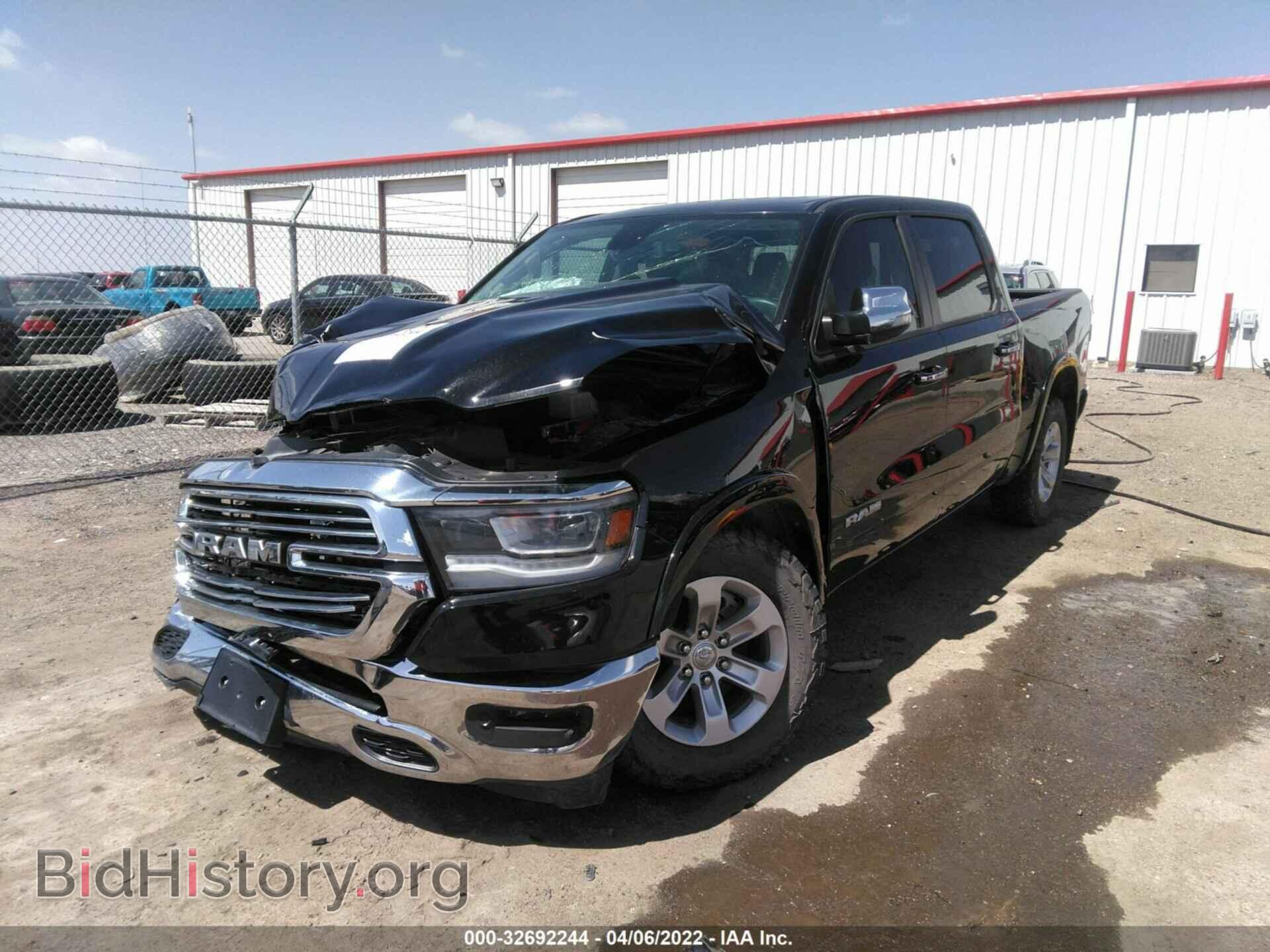 2020 RAM 1500 - VIN: 1C6SRFJTXLN233666 - Фото 2