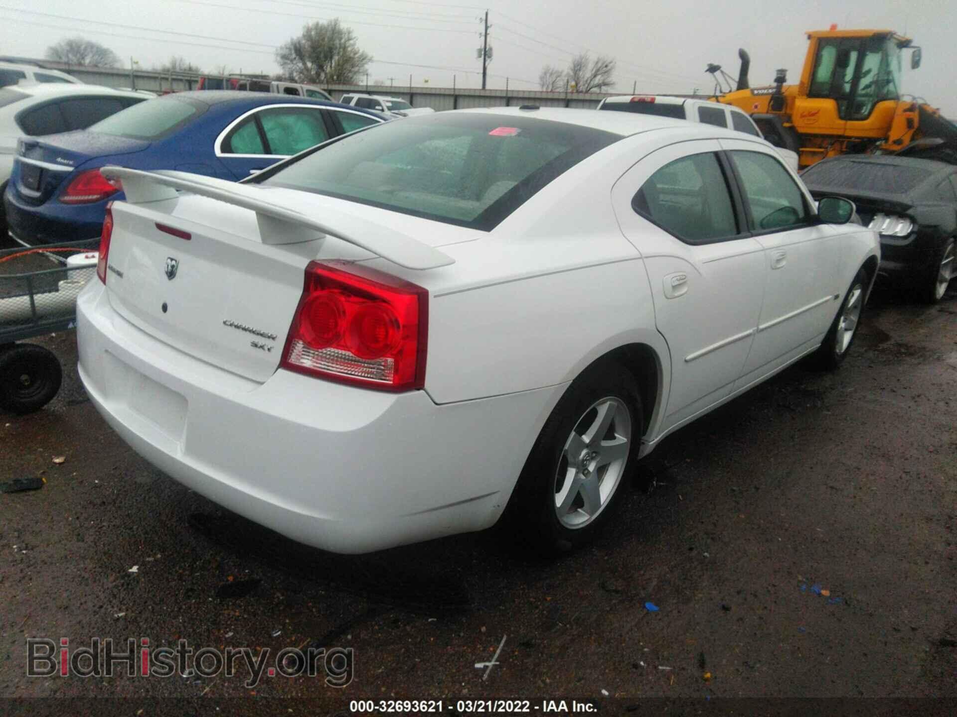 2010 DODGE CHARGER - VIN: 2B3CA3CV8AH287587 - Фото 4