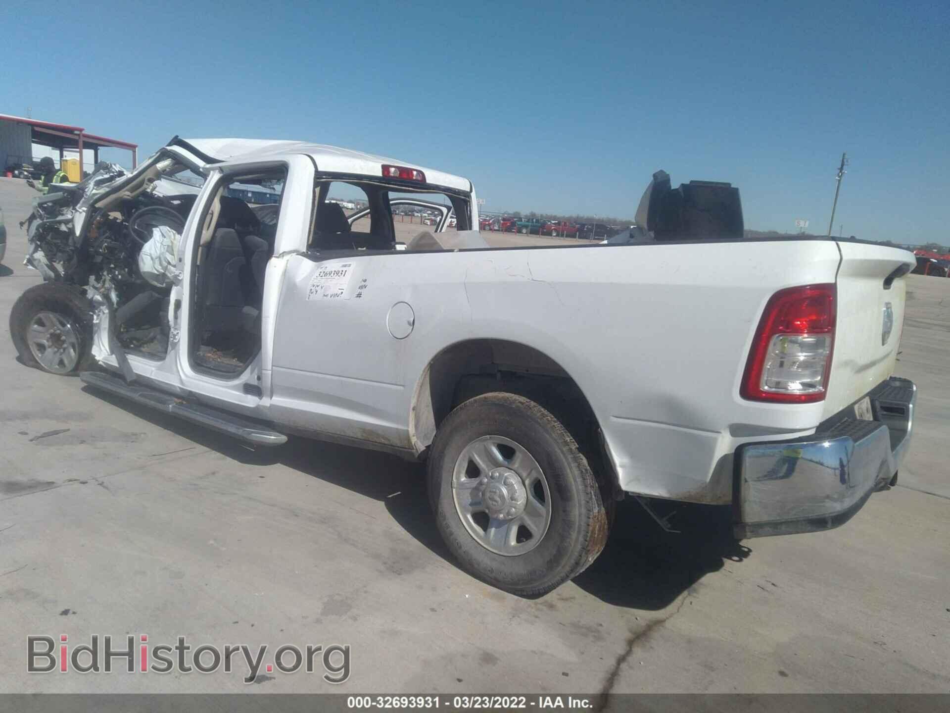 2019 RAM 2500 - VIN: 3C6UR4HJ3KG720698 - Фото 3