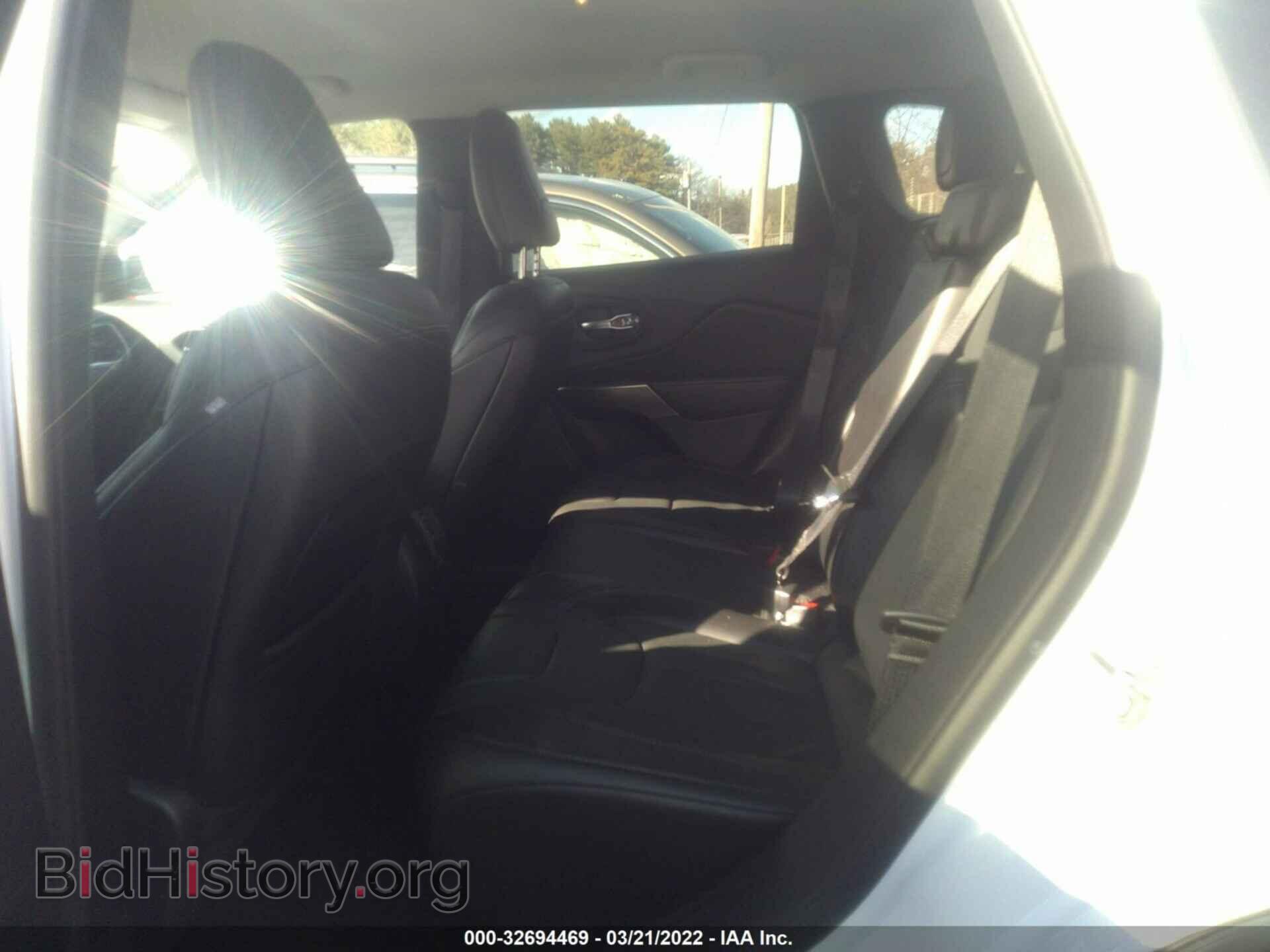 2019 JEEP CHEROKEE - VIN: 1C4PJMDX1KD445532 - Фото 8