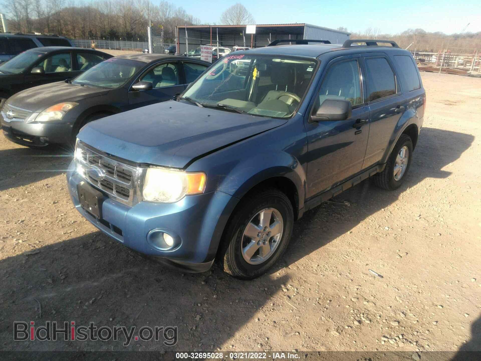 2010 FORD ESCAPE - VIN: 1FMCU0D71AKA41618 - Фото 2
