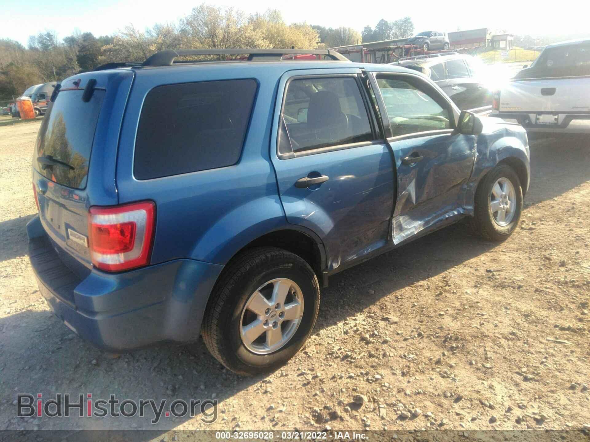 2010 FORD ESCAPE - VIN: 1FMCU0D71AKA41618 - Фото 4