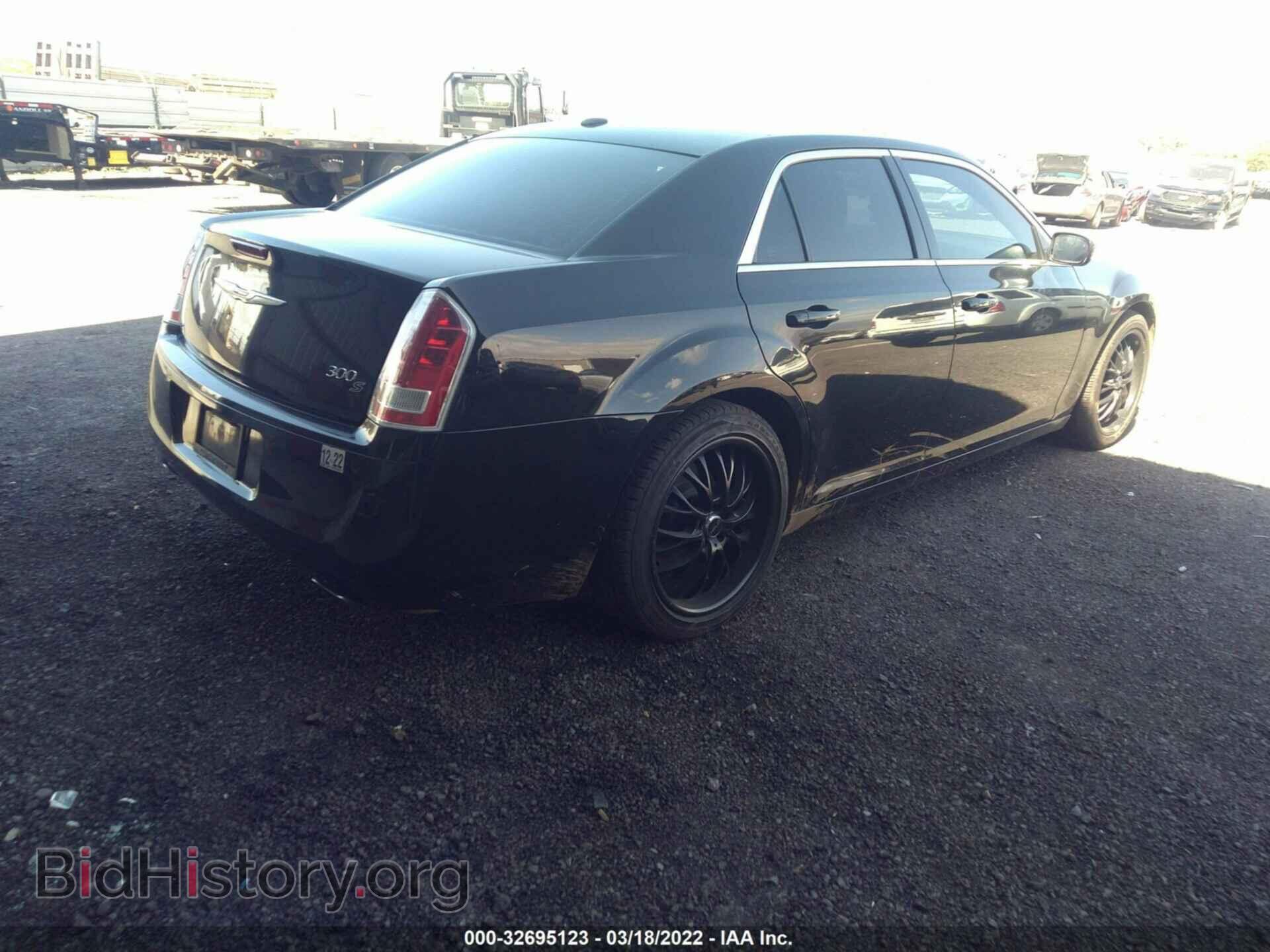 2012 CHRYSLER 300 - VIN: 2C3CCADT0CH312760 - Фото 4