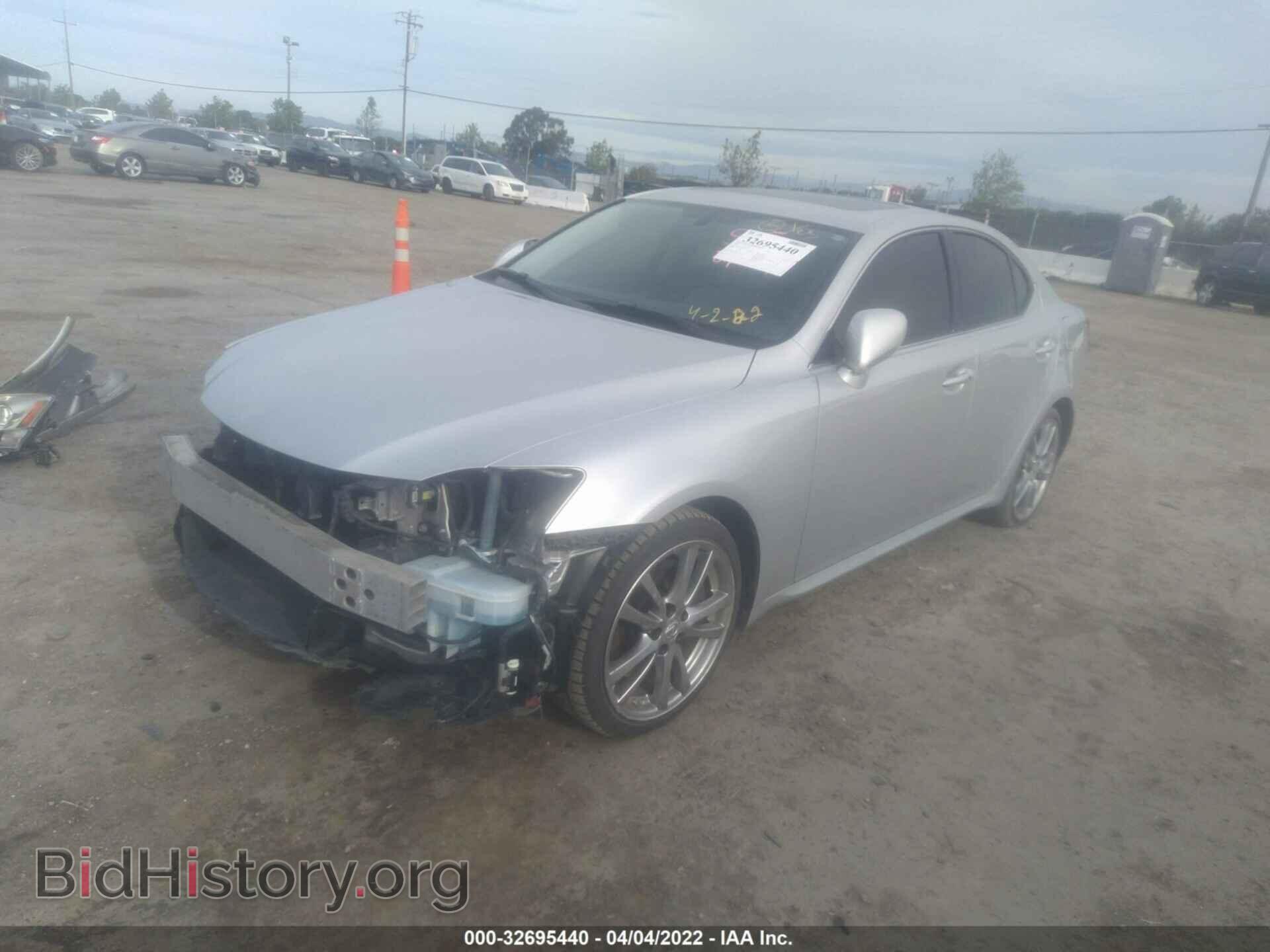 2008 LEXUS IS 350 - VIN: JTHBE262482013203 - Фото 2