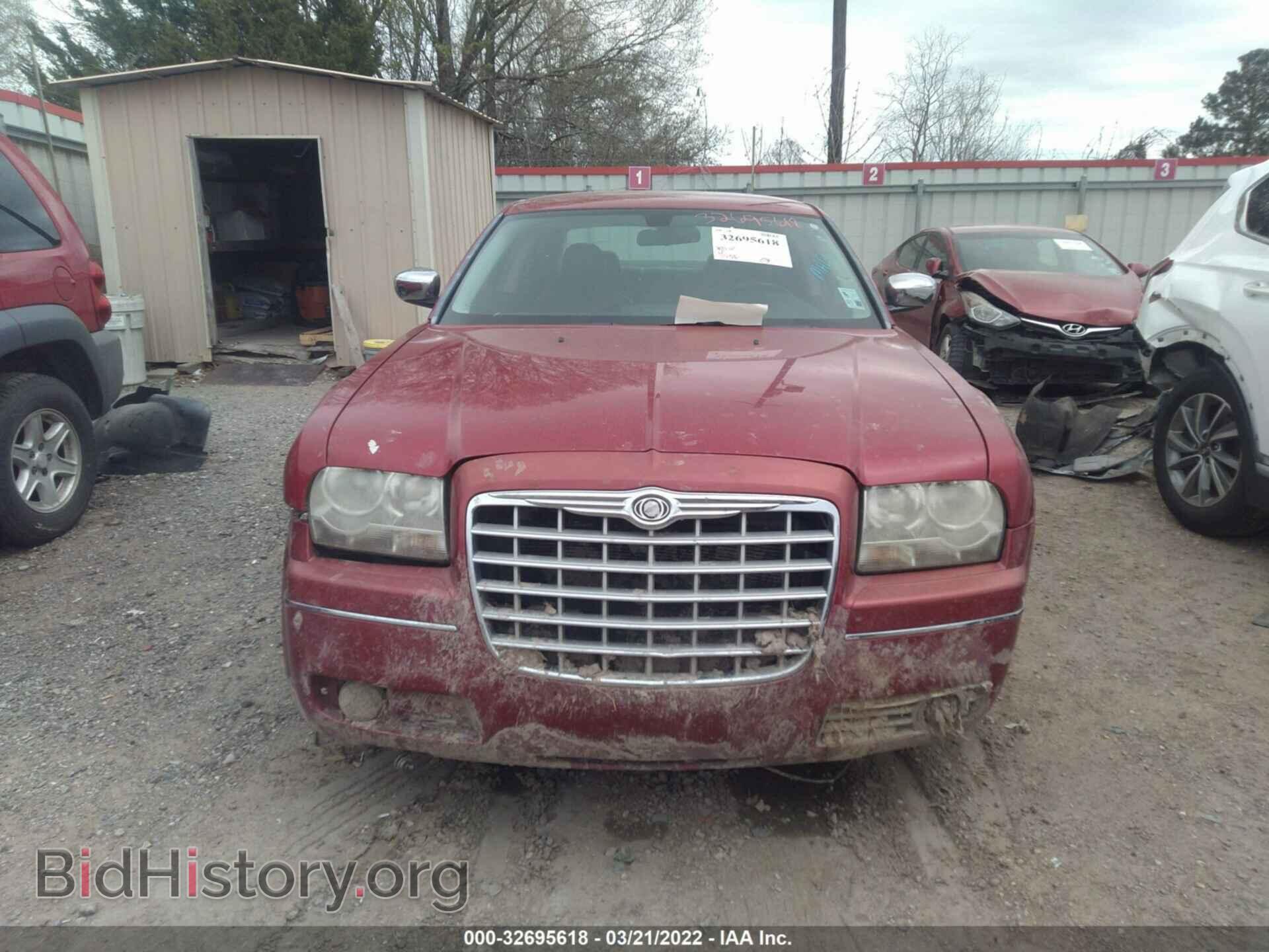 2010 CHRYSLER 300 - VIN: 2C3CA5CV9AH301821 - Фото 6