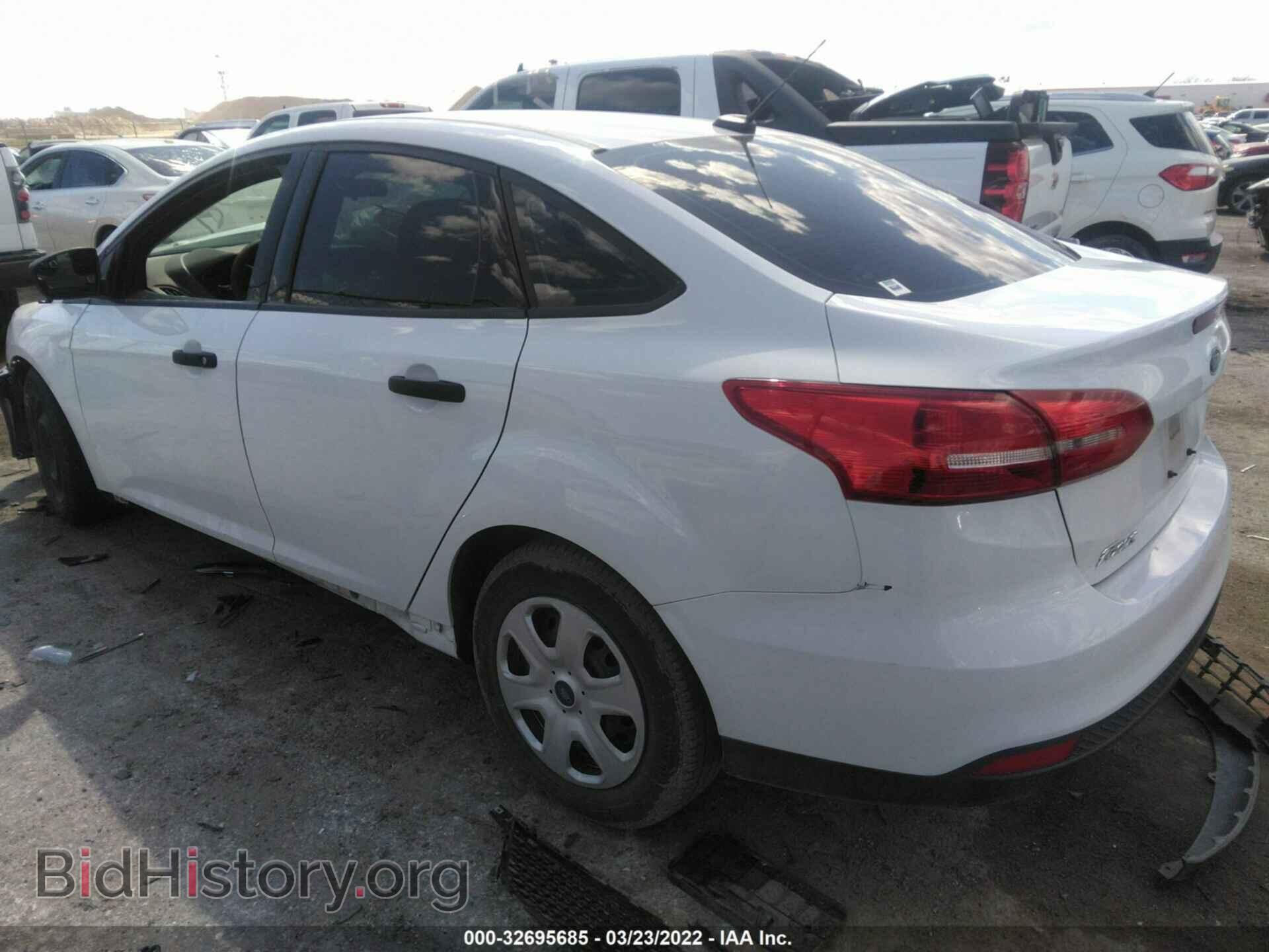 2017 FORD FOCUS - VIN: 1FADP3E24HL347310 - Фото 3
