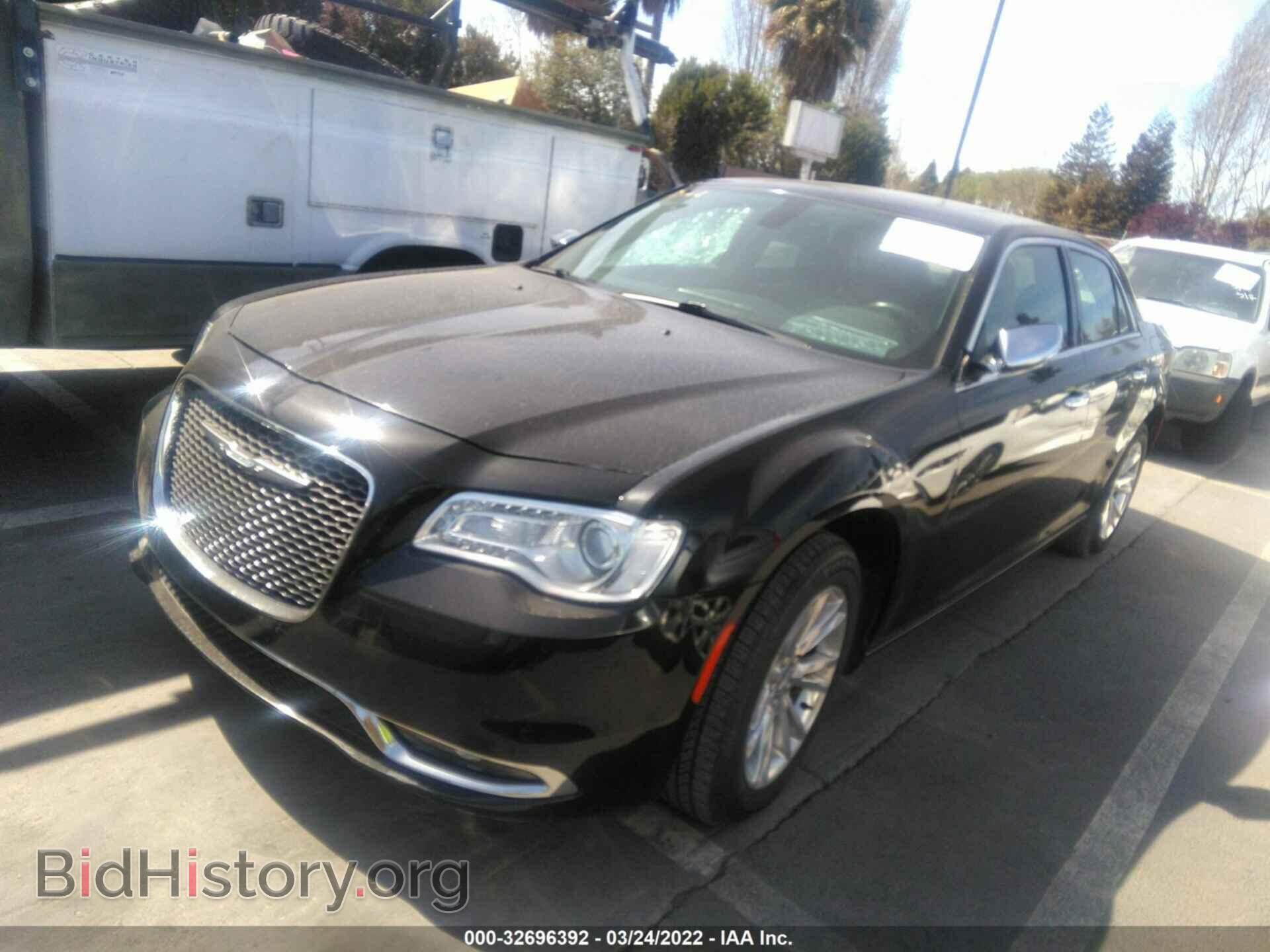 2016 CHRYSLER 300 - VIN: 2C3CCAEG7GH219905 - Фото 2