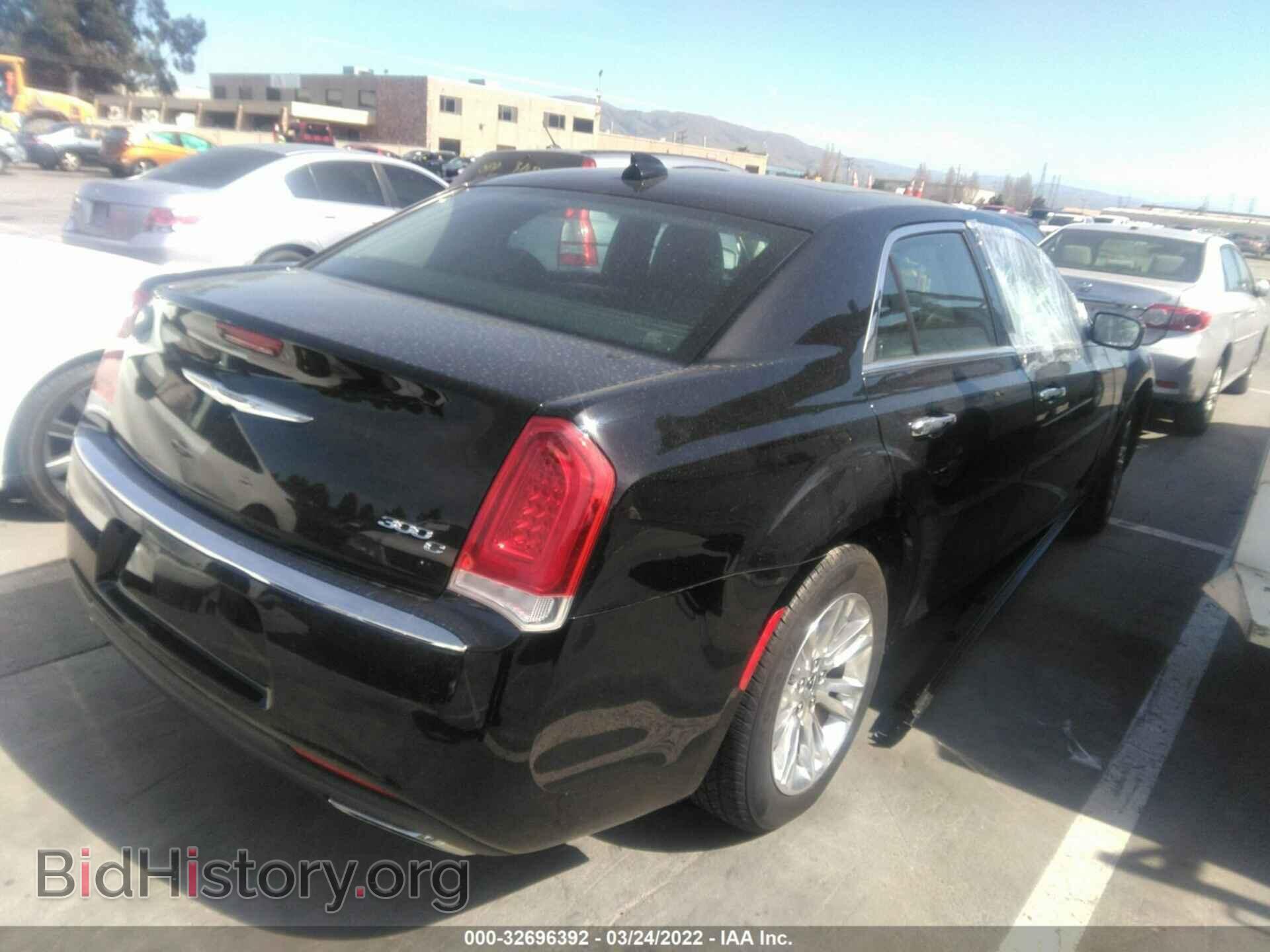 2016 CHRYSLER 300 - VIN: 2C3CCAEG7GH219905 - Фото 4