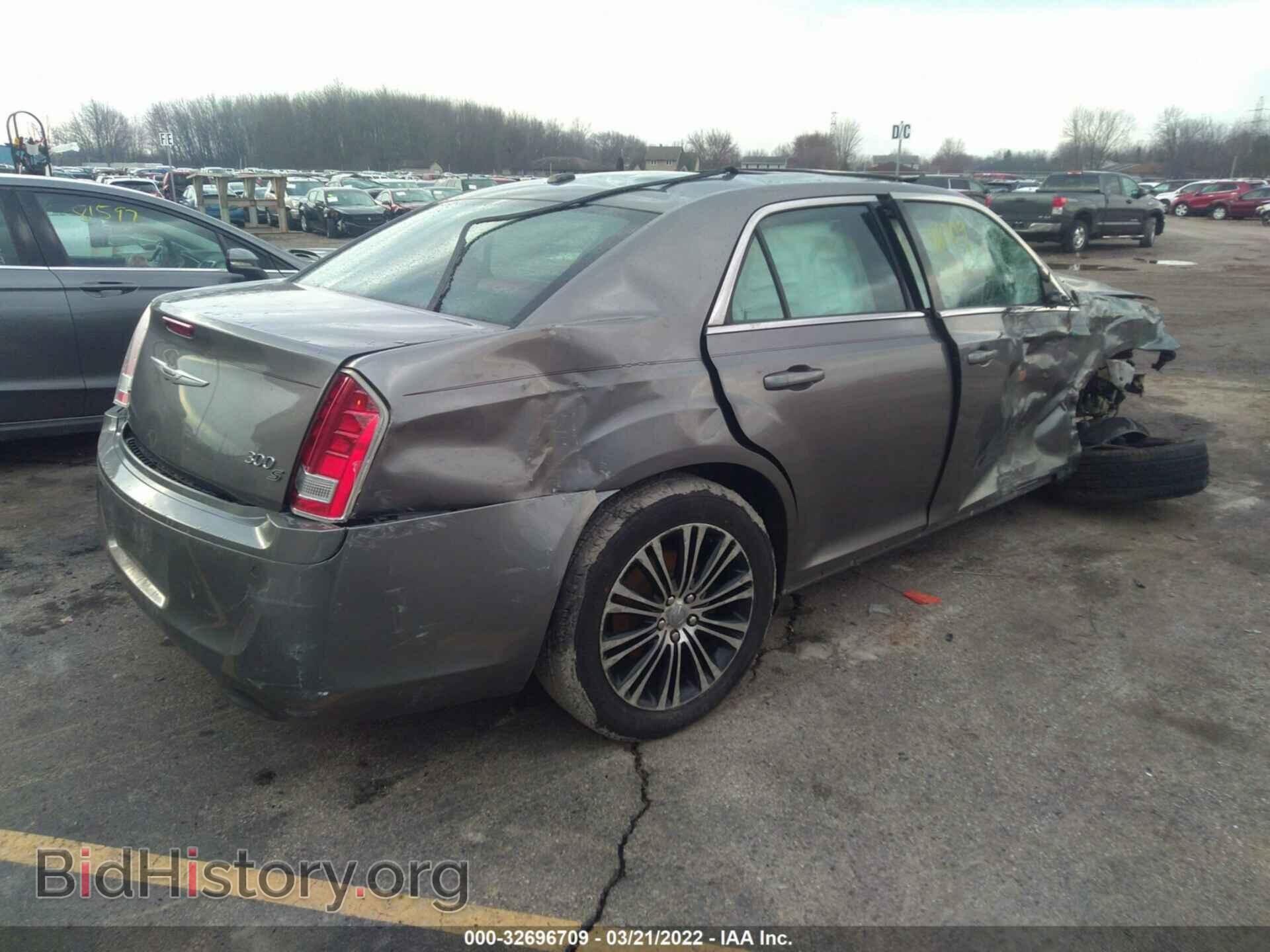2012 CHRYSLER 300 - VIN: 2C3CCAGG6CH100332 - Фото 4