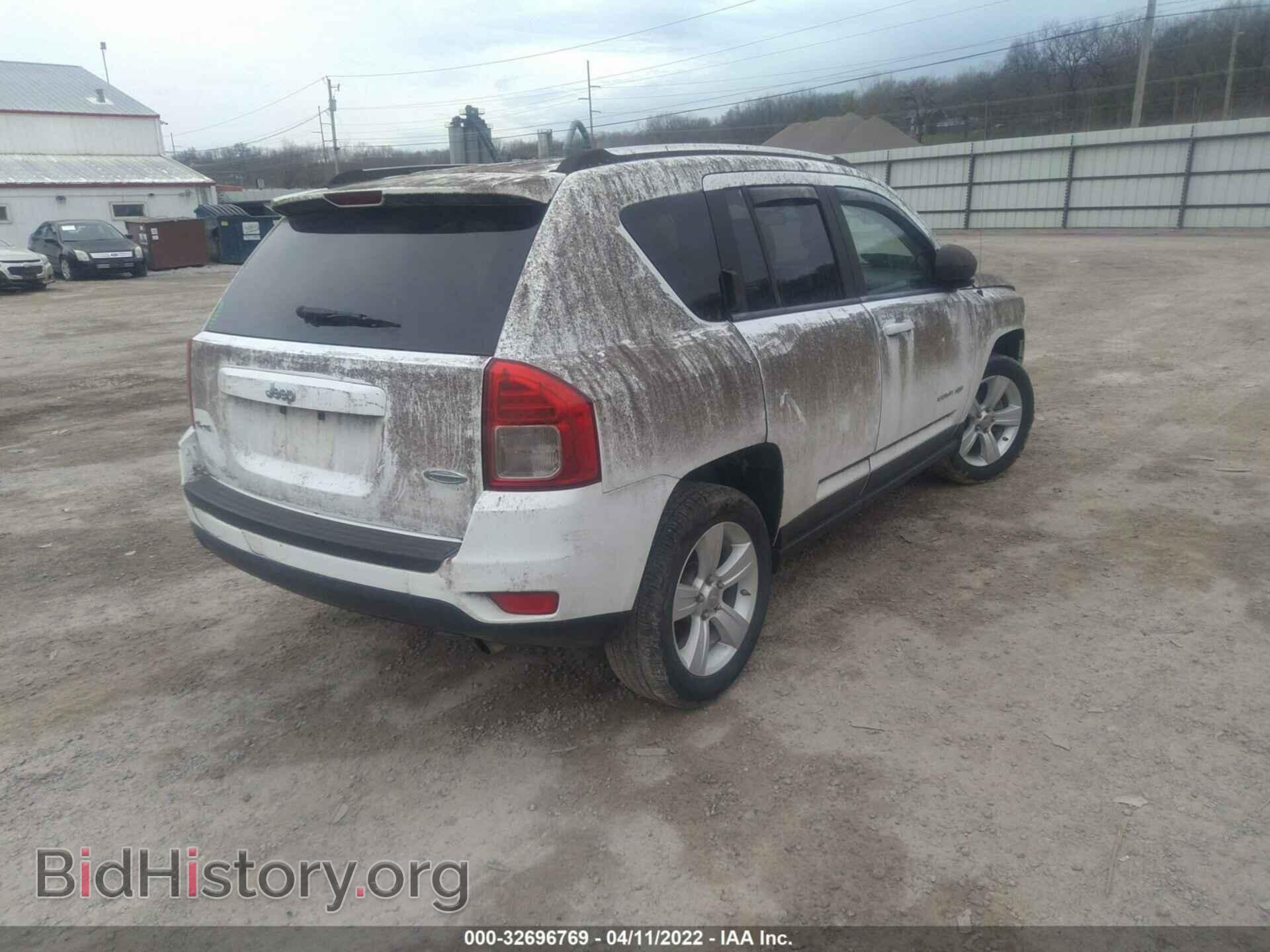 2011 JEEP COMPASS - VIN: 1J4NF1FB2BD176153 - Photo 4