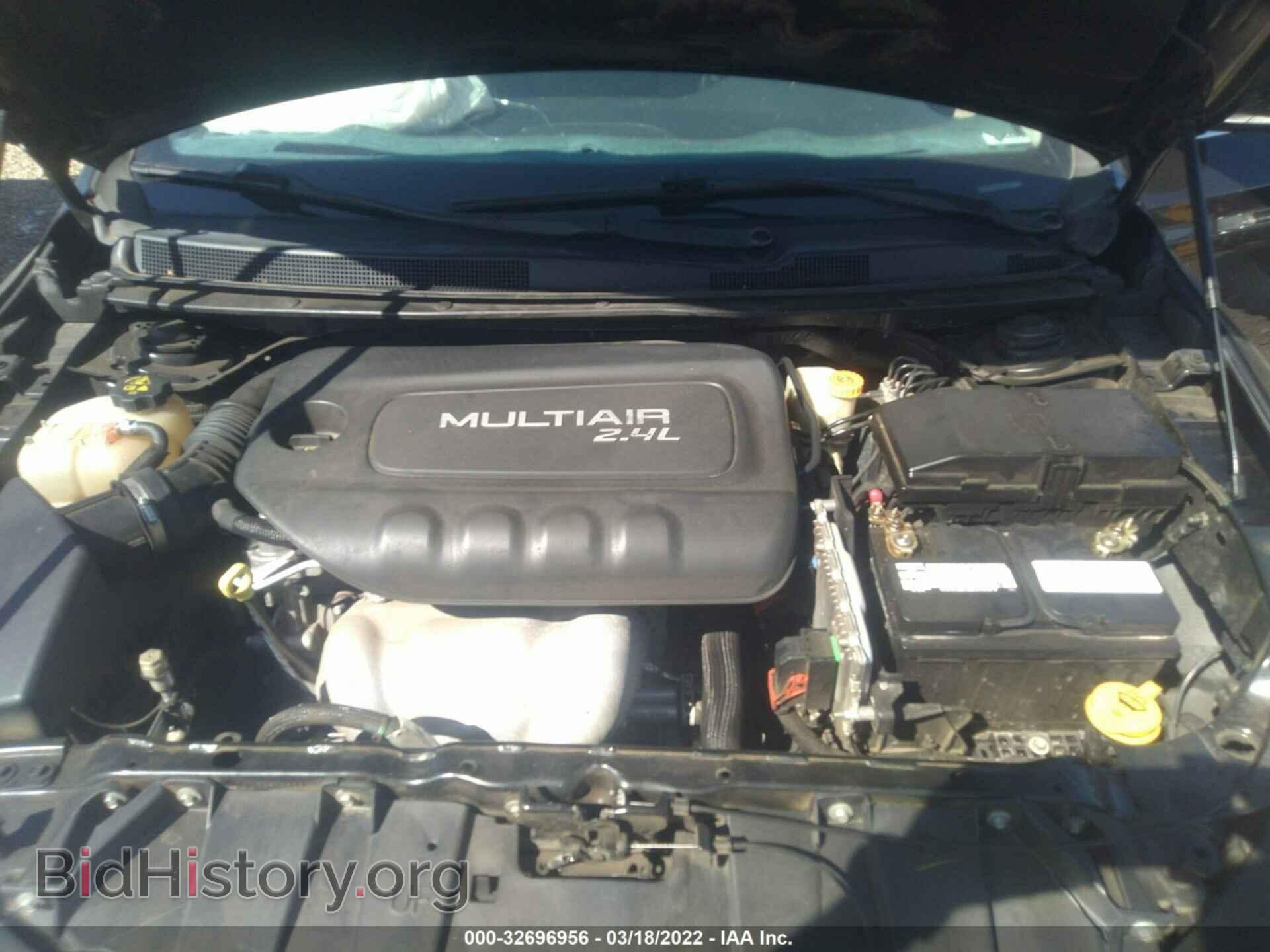 2015 CHRYSLER 200 - VIN: 1C3CCCAB4FN572274 - Фото 10
