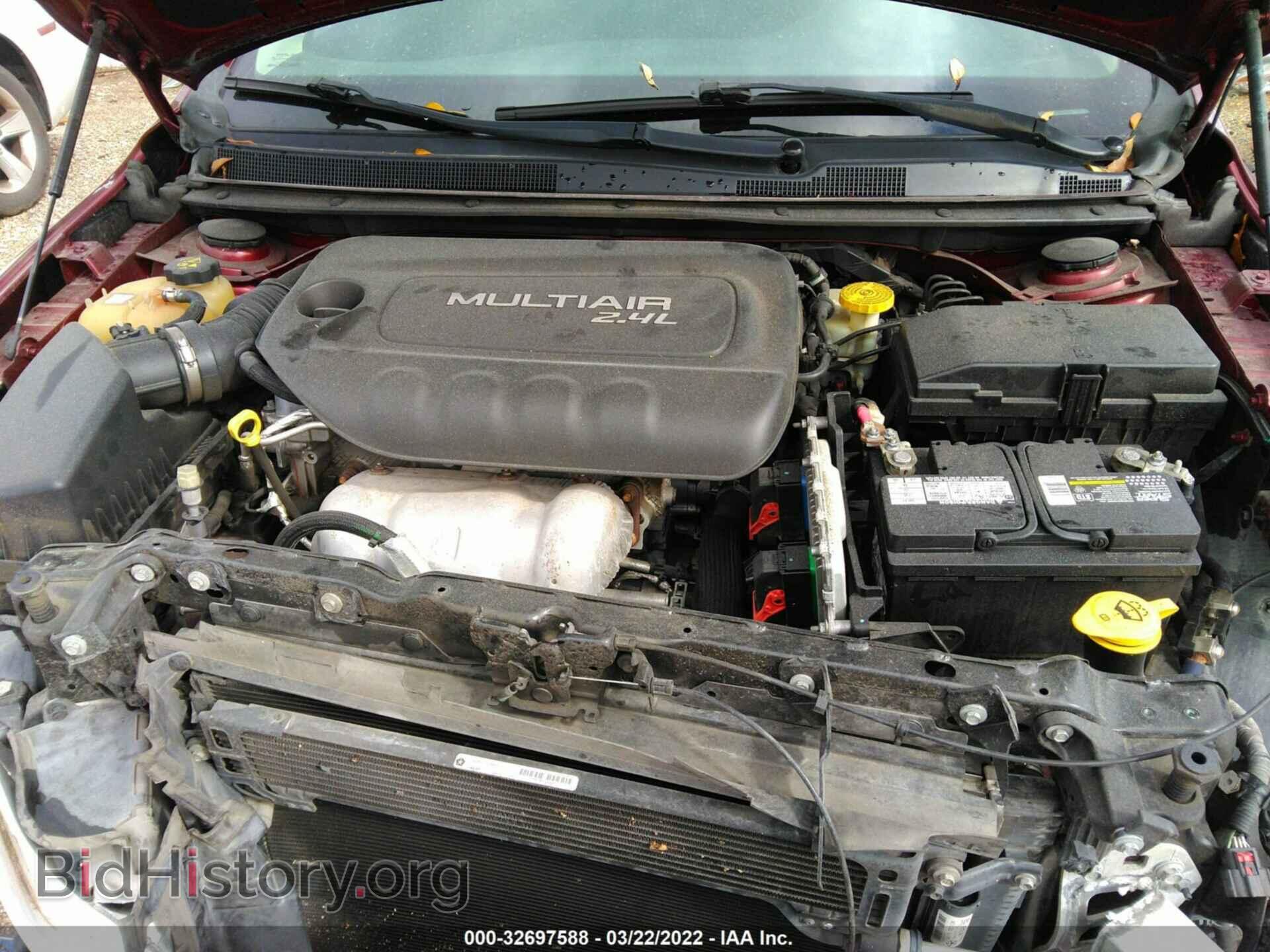 2015 CHRYSLER 200 - VIN: 1C3CCCAB9FN661726 - Фото 10
