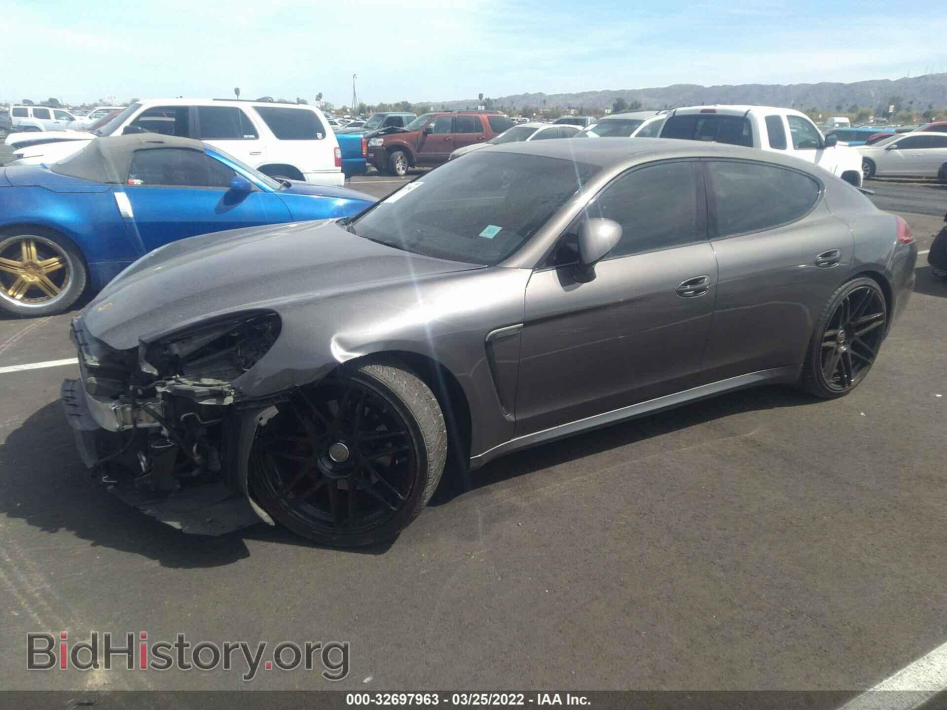2016 PORSCHE PANAMERA - VIN: WP0AA2A72GL001961 - Фото 2