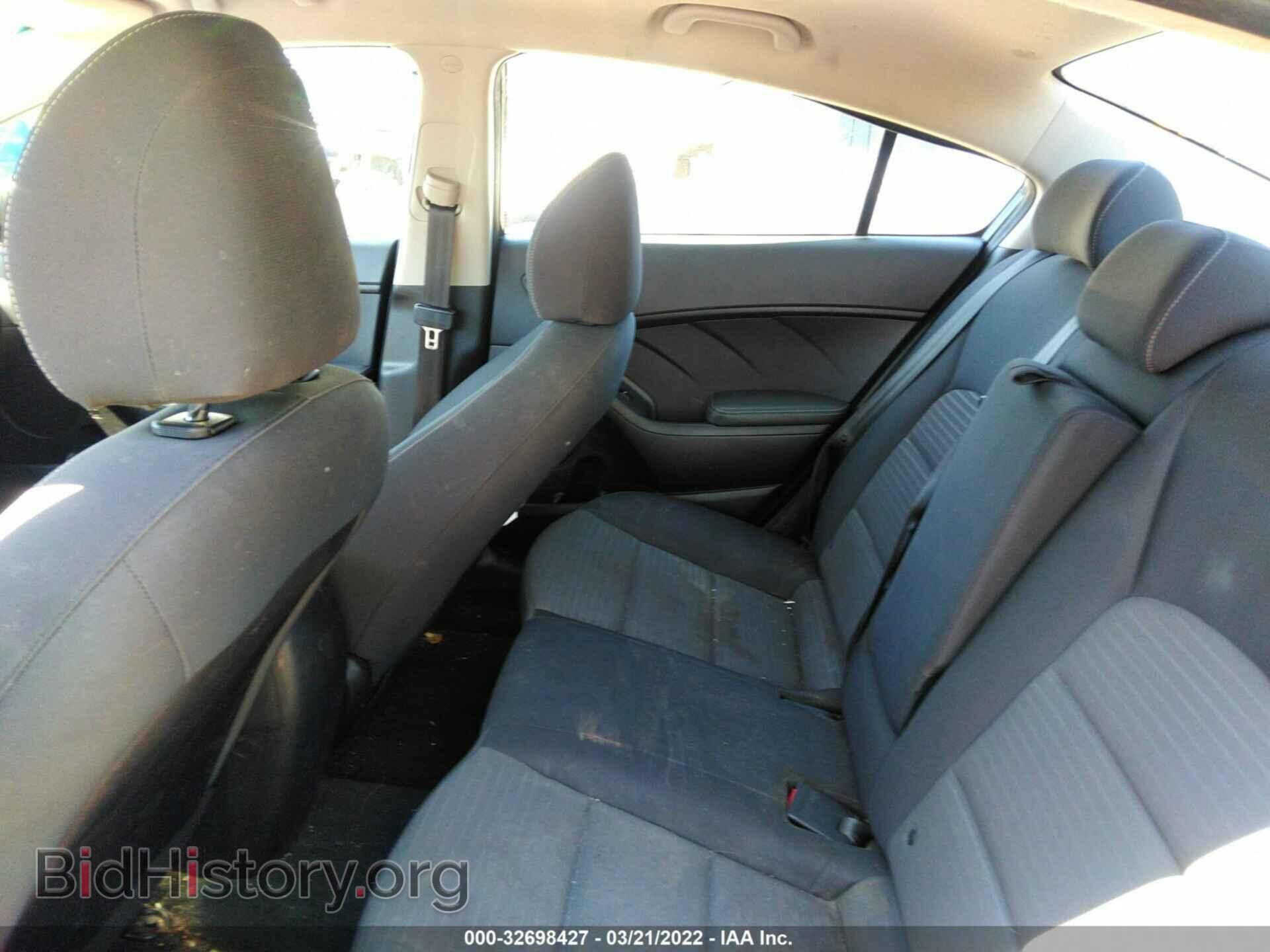 2017 KIA FORTE - VIN: 3KPFL4A75HE067314 - Фото 8