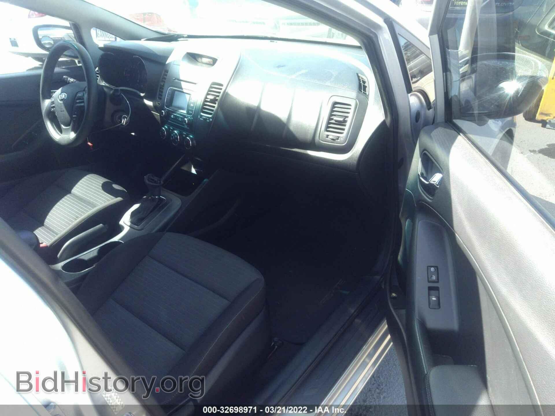 2016 KIA FORTE - VIN: KNAFX4A63G5590589 - Фото 5