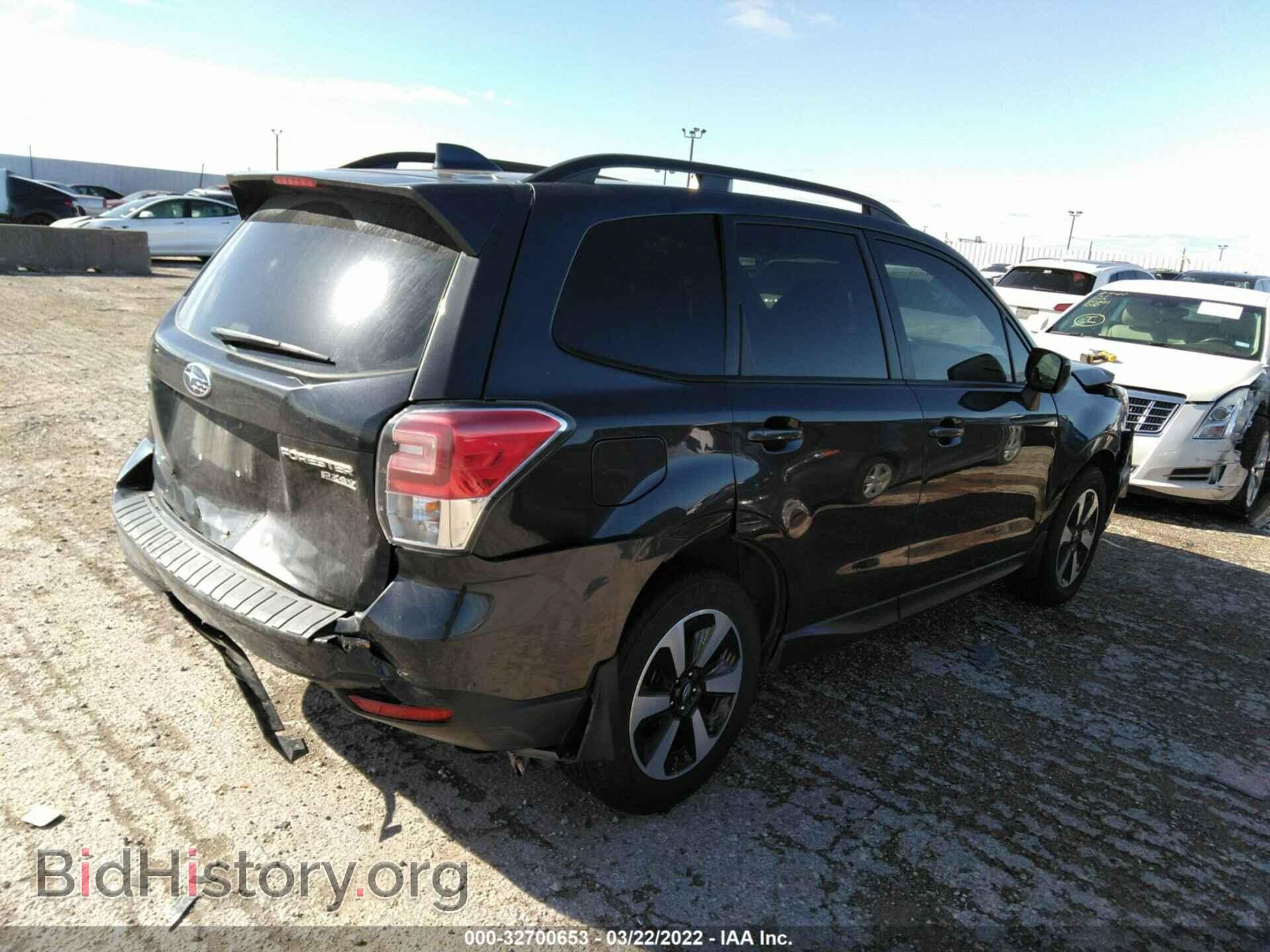 2017 SUBARU FORESTER - VIN: JF2SJAEC3HH403127 - Фото 4