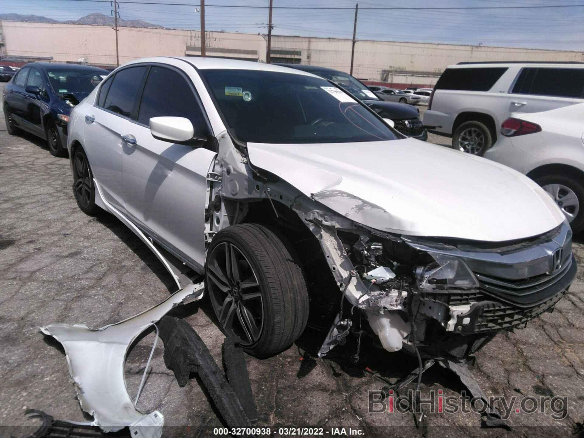 Photo 1HGCR2F53HA304898 - HONDA ACCORD SEDAN 2017