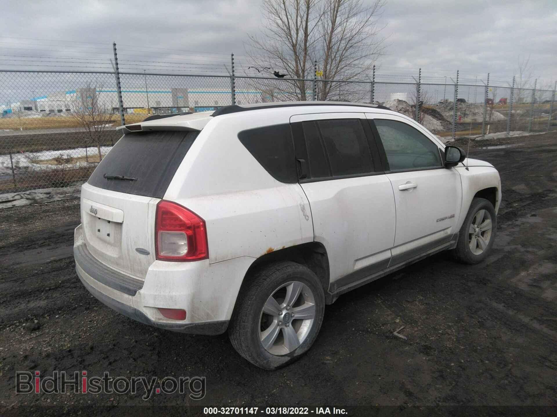 2011 JEEP COMPASS - VIN: 1J4NF1FB0BD240139 - Фото 4