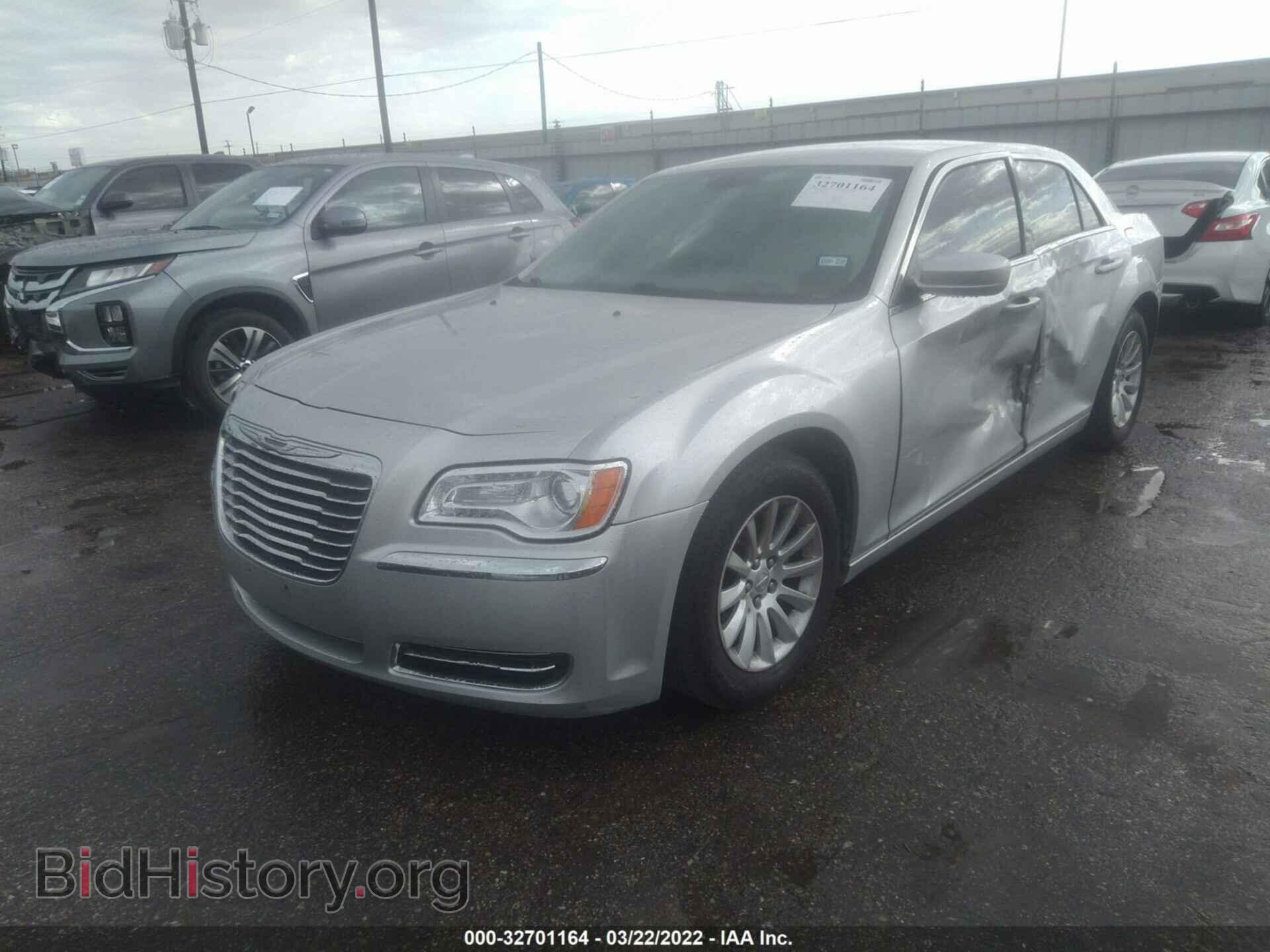 2012 CHRYSLER 300 - VIN: 2C3CCAAG9CH243316 - Фото 2