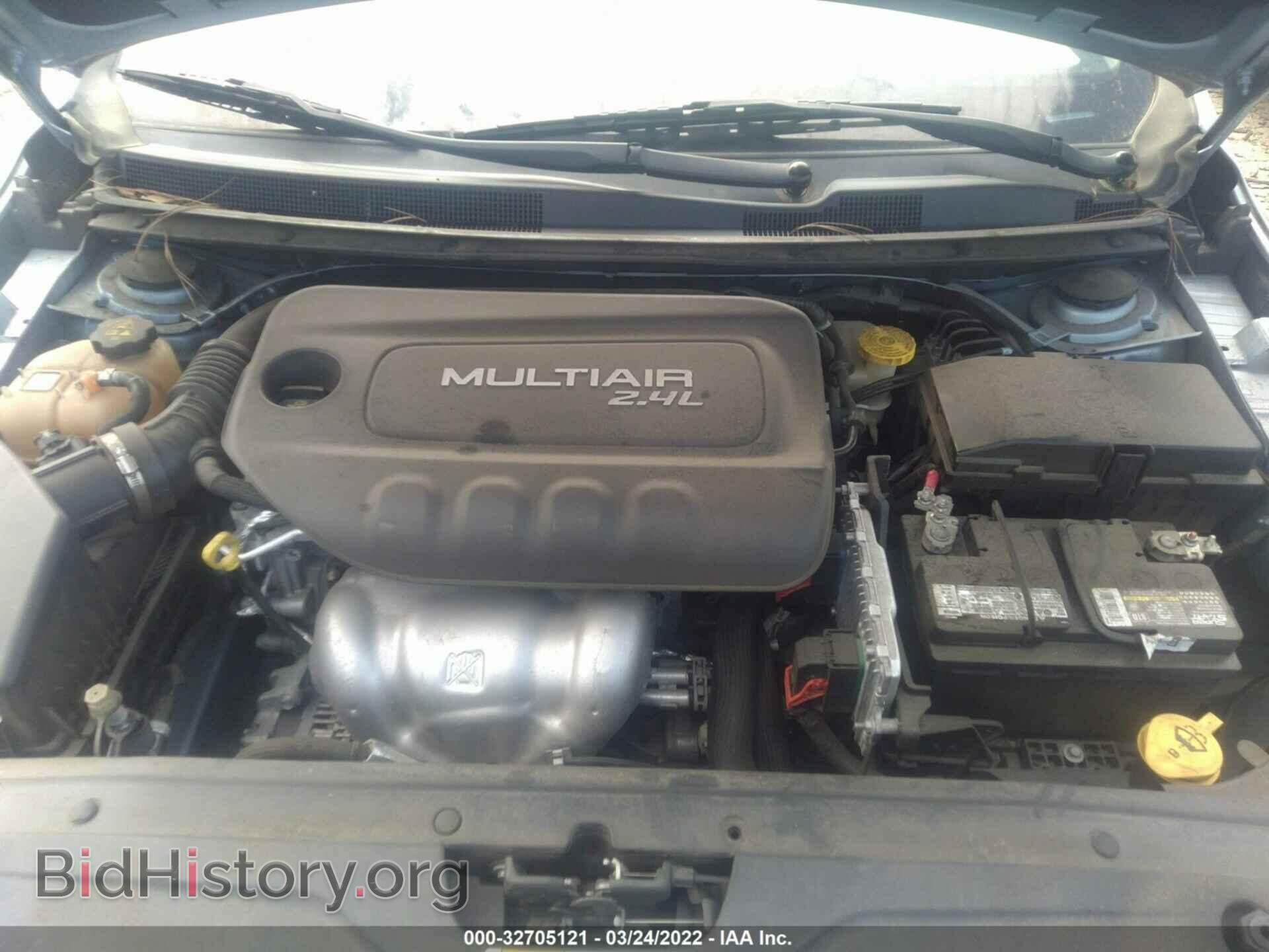 2015 CHRYSLER 200 - VIN: 1C3CCCAB2FN712340 - Фото 10
