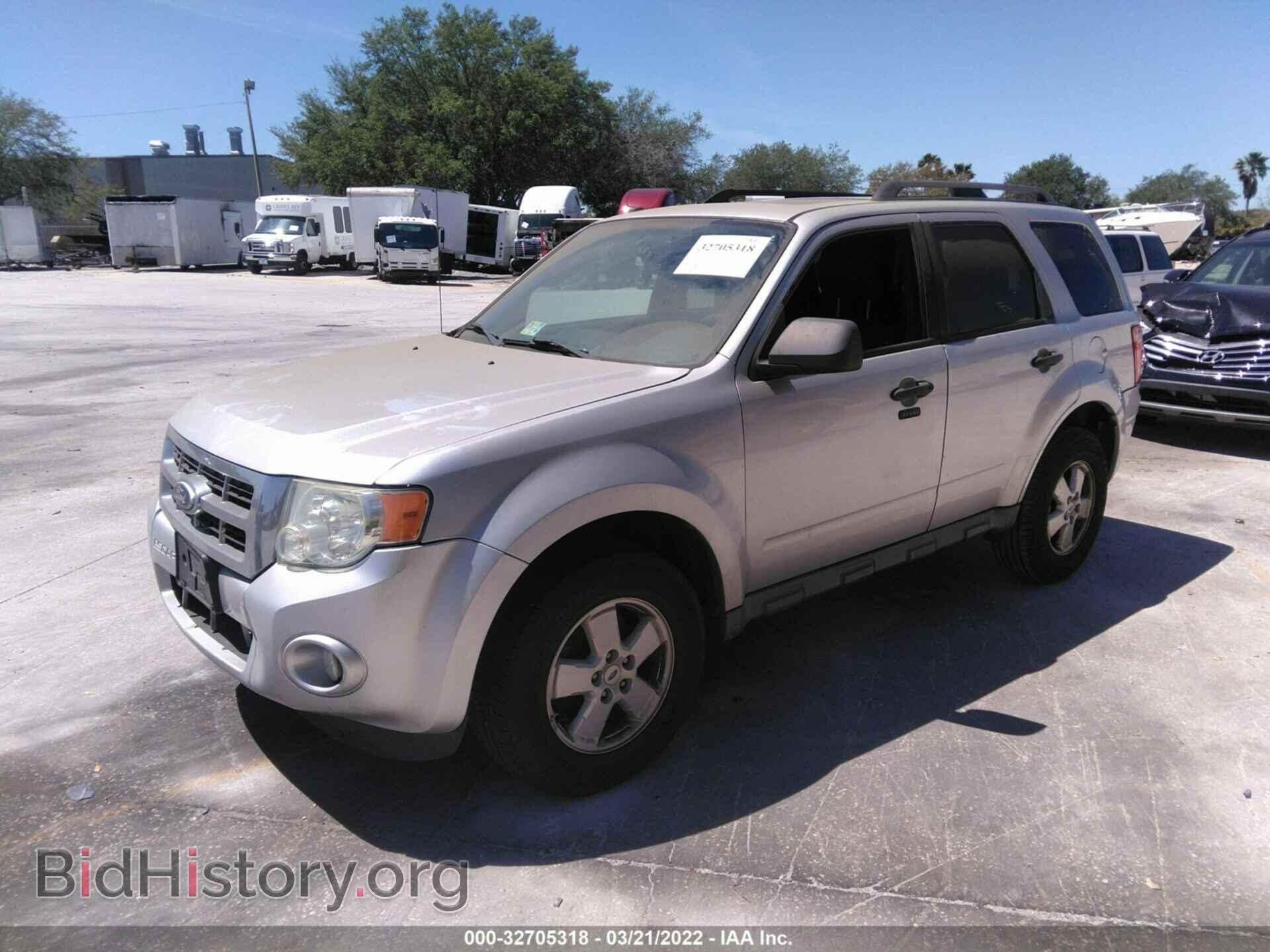 2010 FORD ESCAPE - VIN: 1FMCU0D71AKD31096 - Фото 2