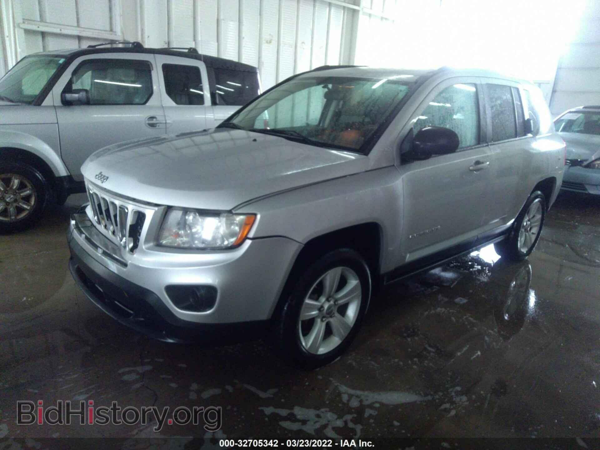 2011 JEEP COMPASS - VIN: 1J4NT1FB6BD228232 - Photo 2