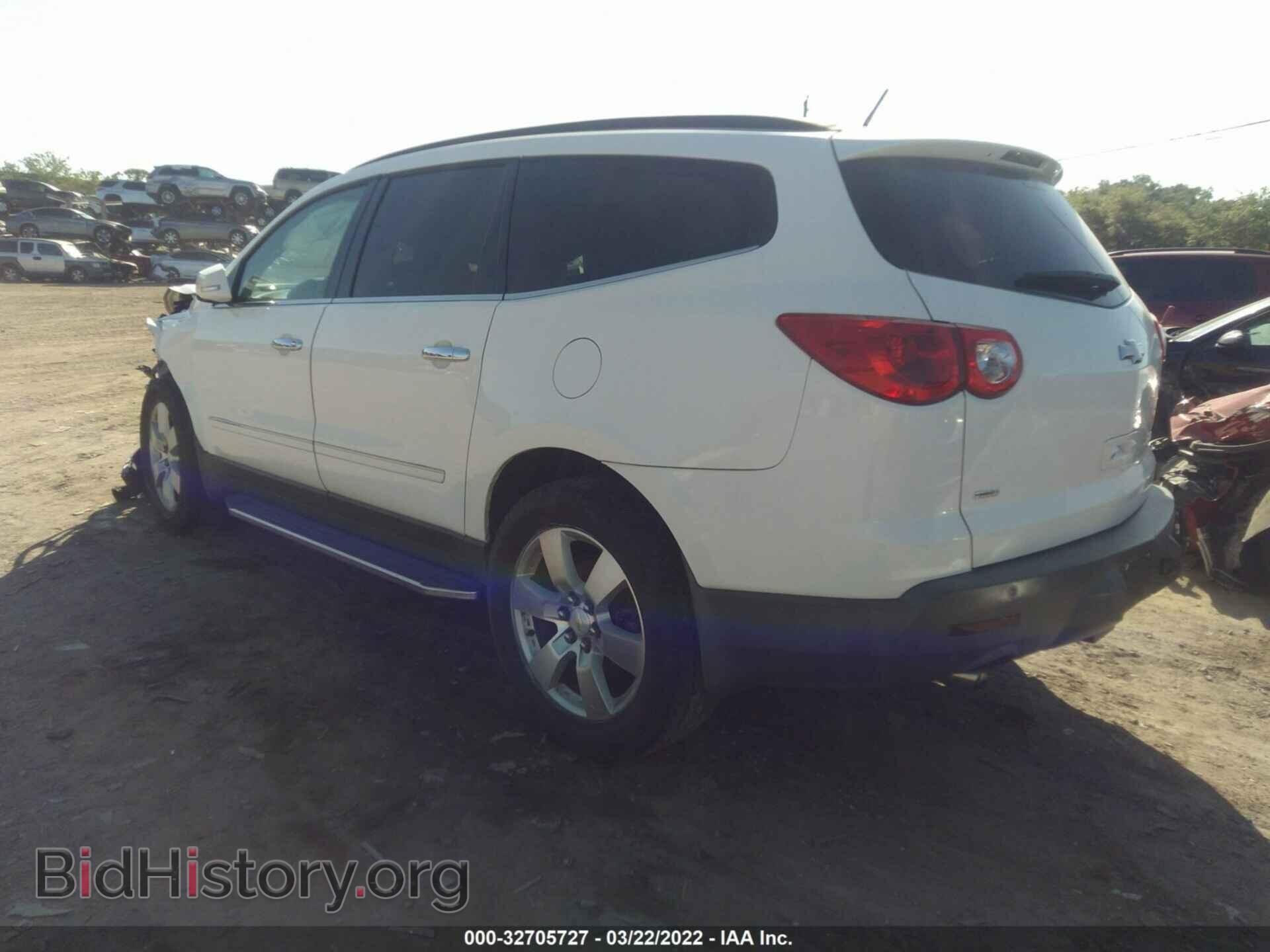 2012 CHEVROLET TRAVERSE - VIN: 1GNKVLED7CJ277533 - Фото 3