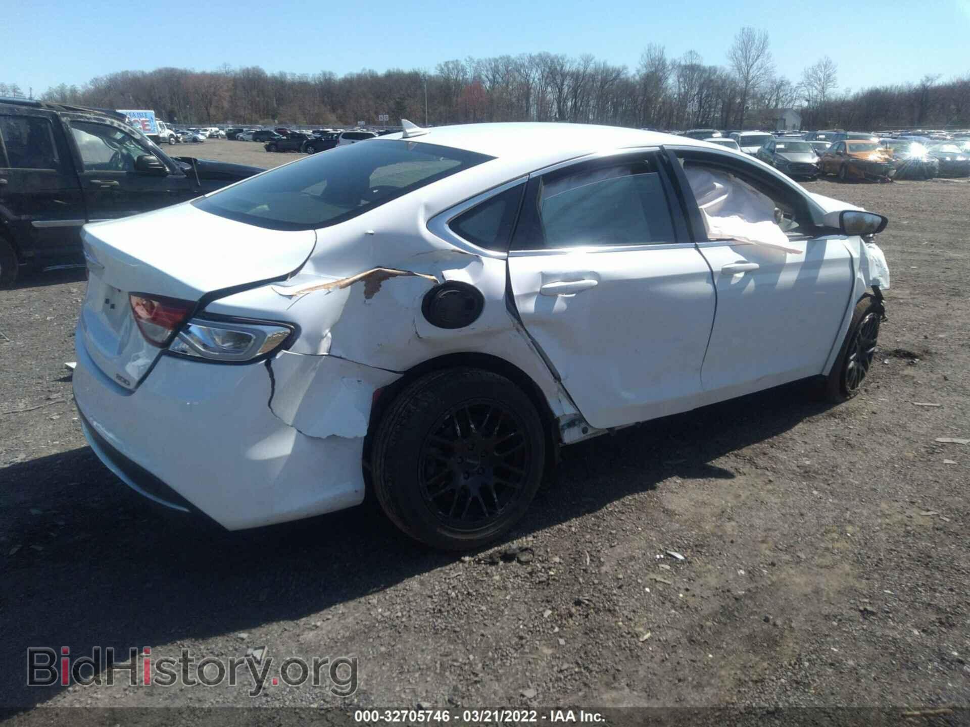 2016 CHRYSLER 200 - VIN: 1C3CCCAB7GN184442 - Фото 4