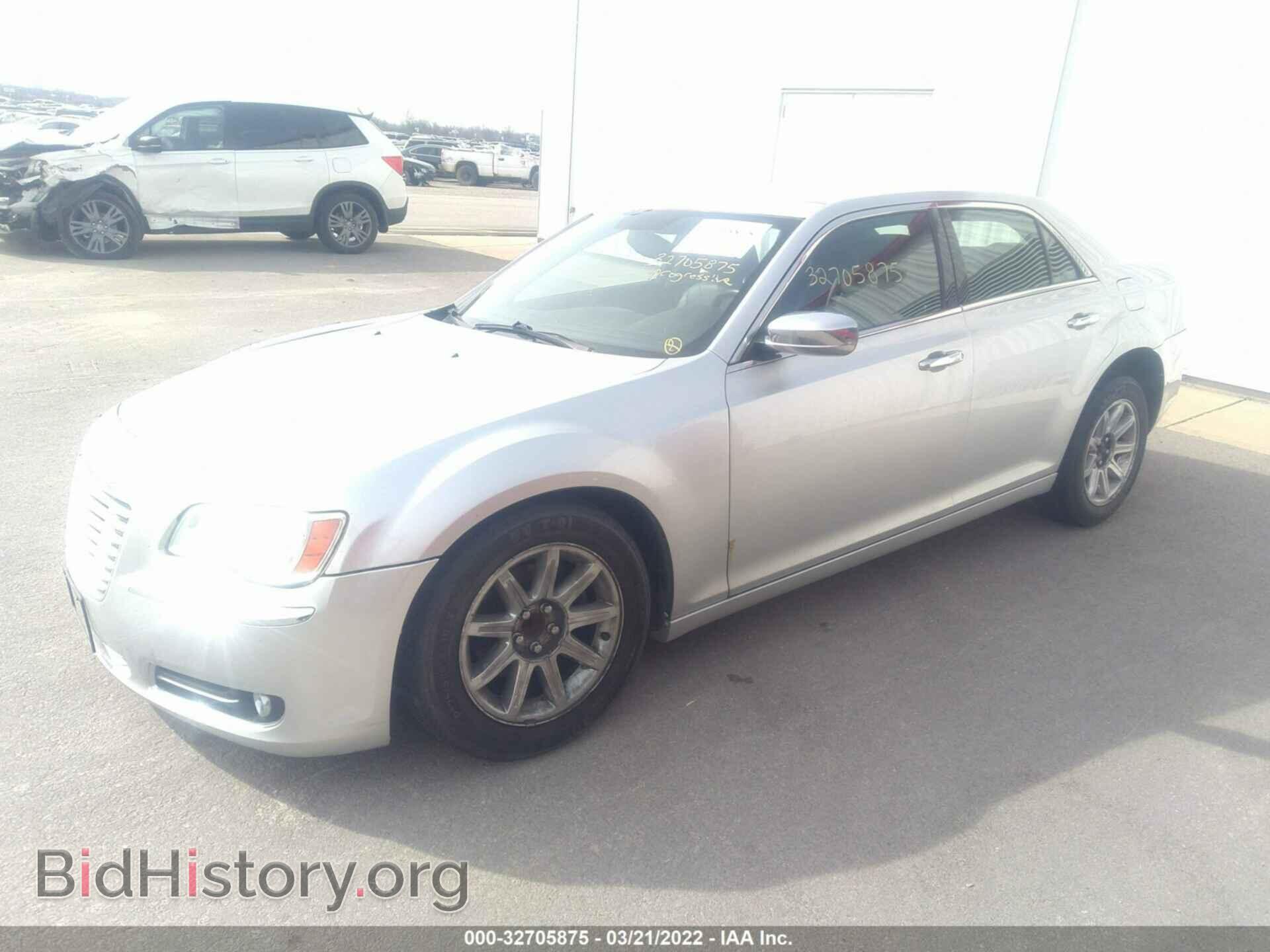 2012 CHRYSLER 300 - VIN: 2C3CCACG7CH182223 - Photo 2