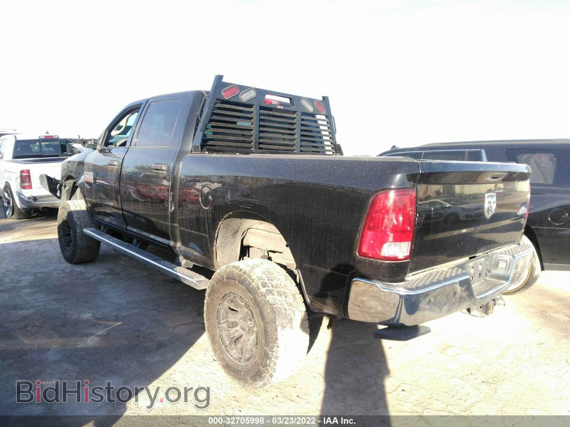 2016 RAM 2500 - VIN: 3C6UR5CL2GG139196 - Фото 3