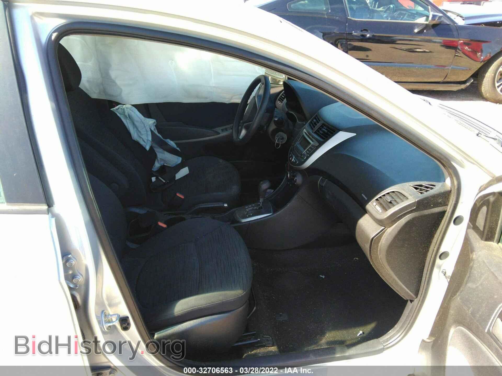 2017 HYUNDAI ACCENT - VIN: KMHCT5AEXHU305985 - Фото 5