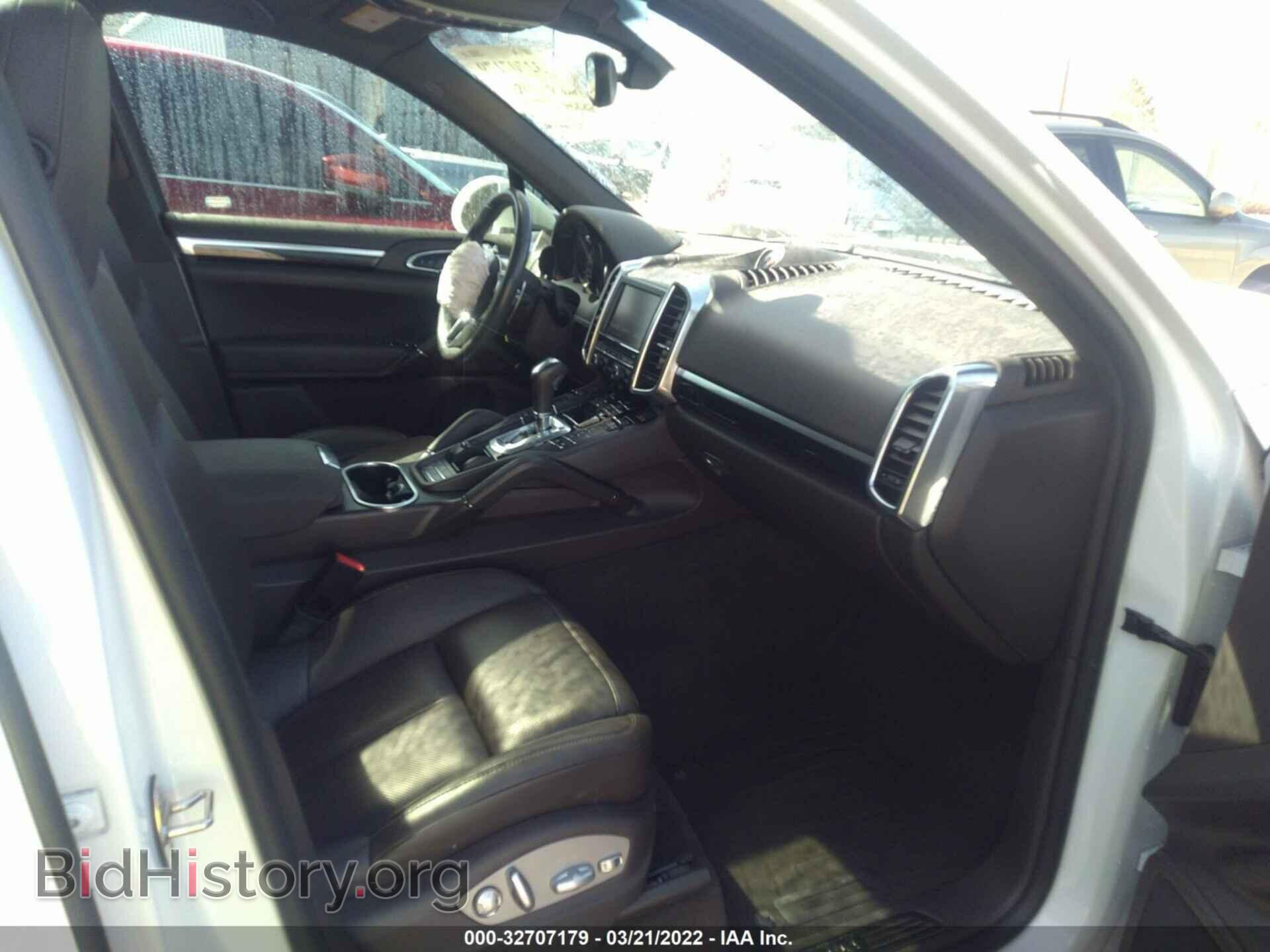 2016 PORSCHE CAYENNE - VIN: WP1AA2A26GLA10794 - Фото 5