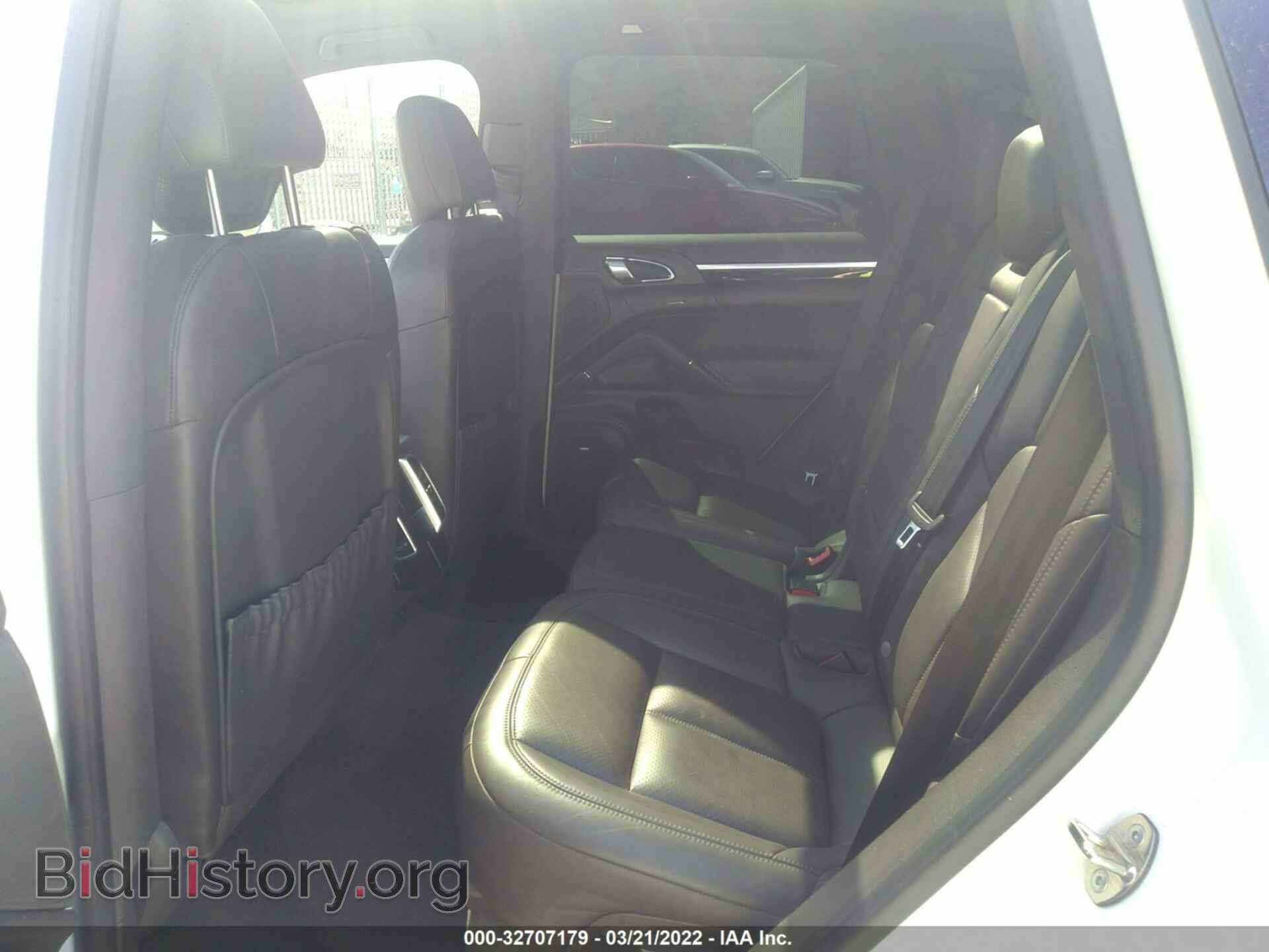 2016 PORSCHE CAYENNE - VIN: WP1AA2A26GLA10794 - Фото 8