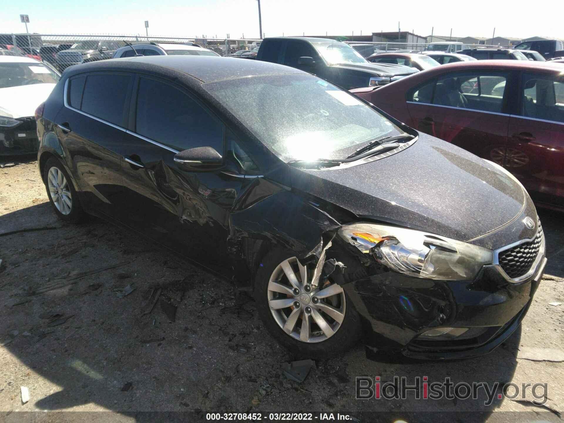 Photo KNAFX5A81E5245243 - KIA FORTE 5-DOOR 2014