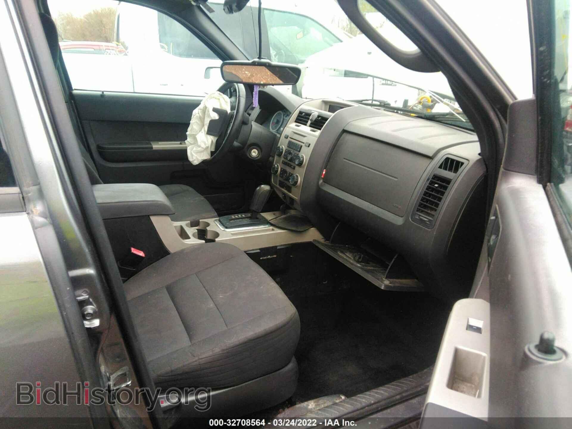 2011 FORD ESCAPE - VIN: 1FMCU0D73BKB74205 - Фото 5