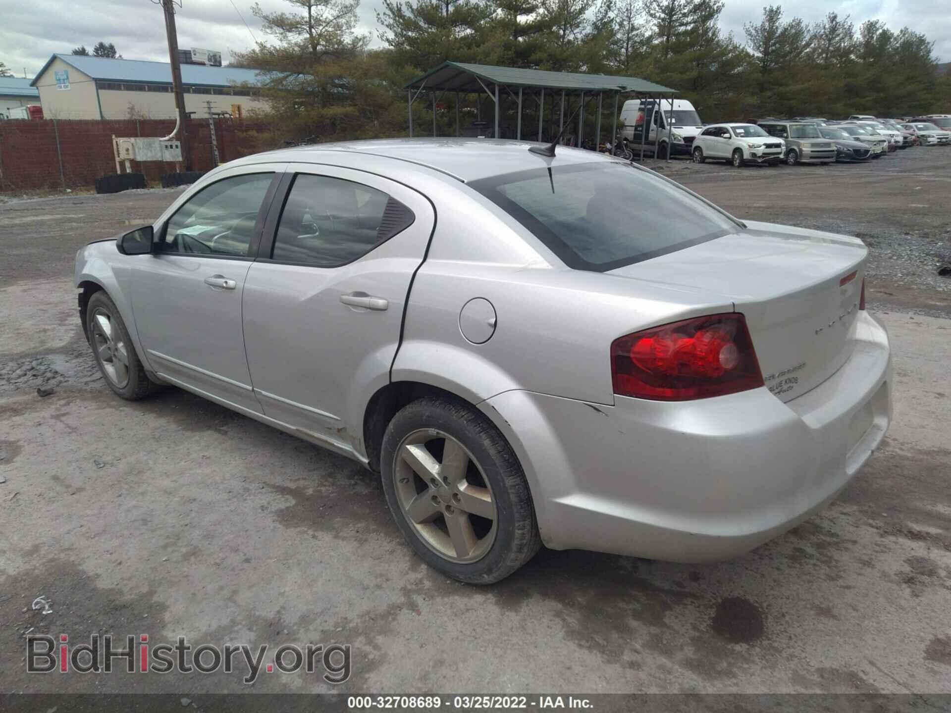 2011 DODGE AVENGER - VIN: 1B3BD4FB2BN556153 - Фото 3