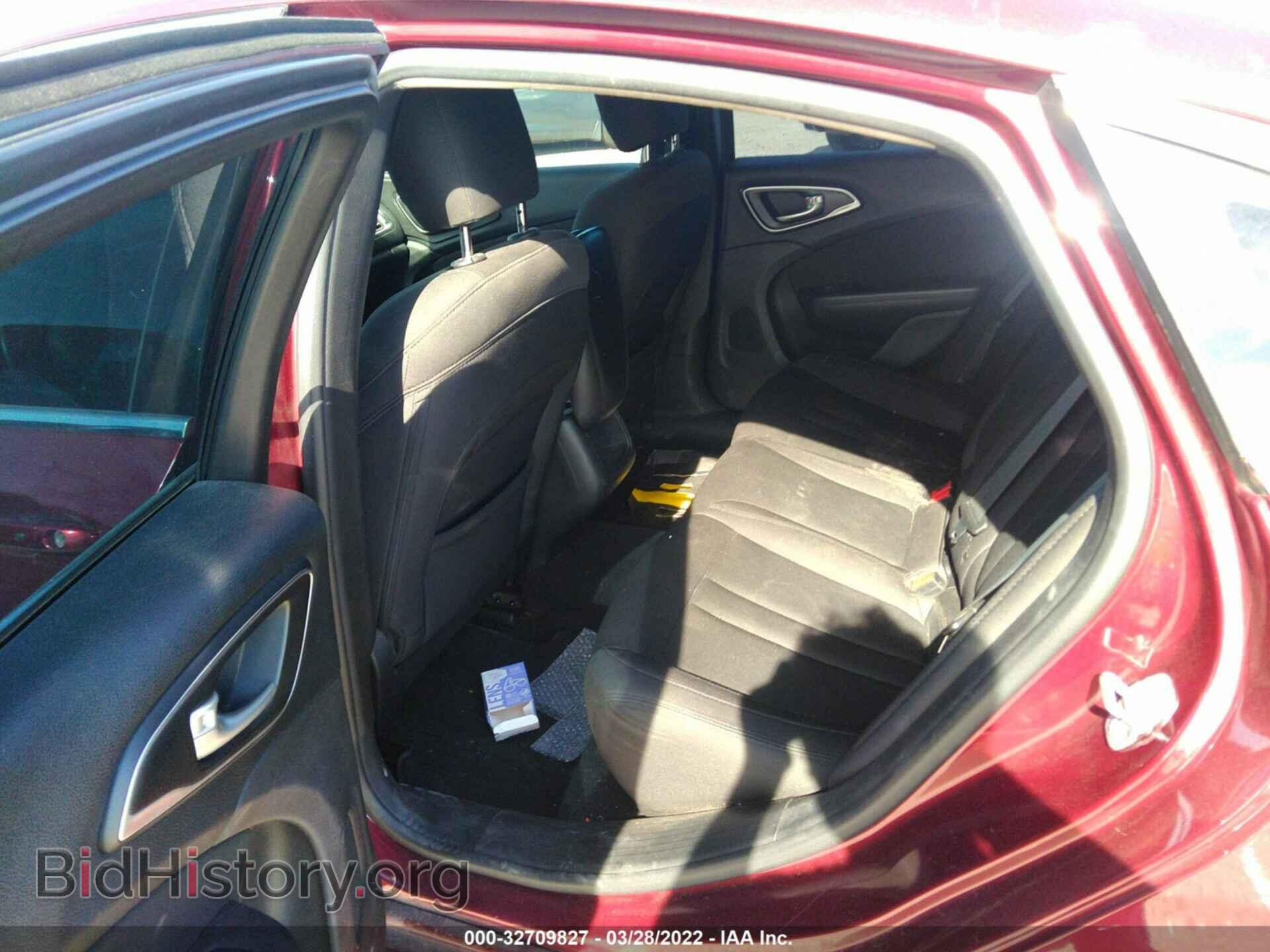 2015 CHRYSLER 200 - VIN: 1C3CCCAG7FN757852 - Фото 8