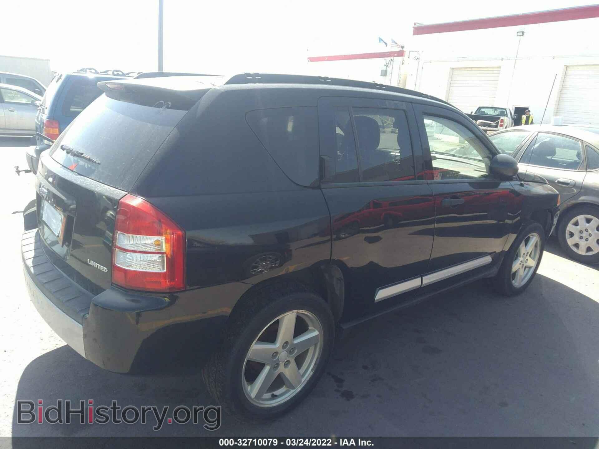 2007 JEEP COMPASS - VIN: 1J8FF57WX7D105303 - Фото 4
